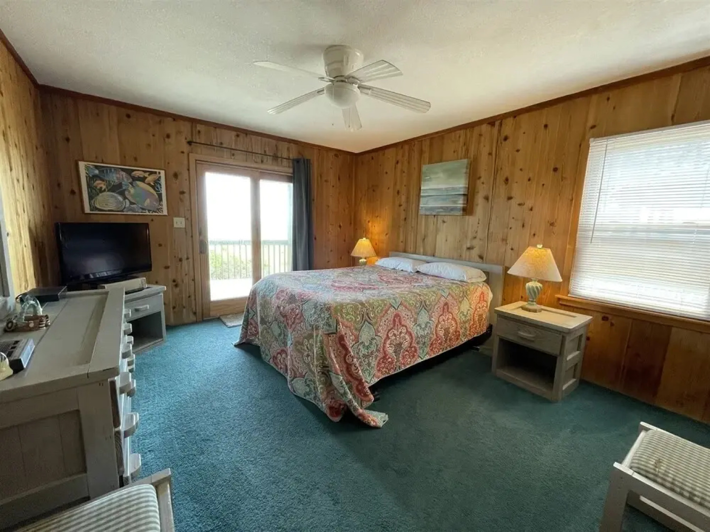 South Beach 4 Bedroom Cottage by RedAwning