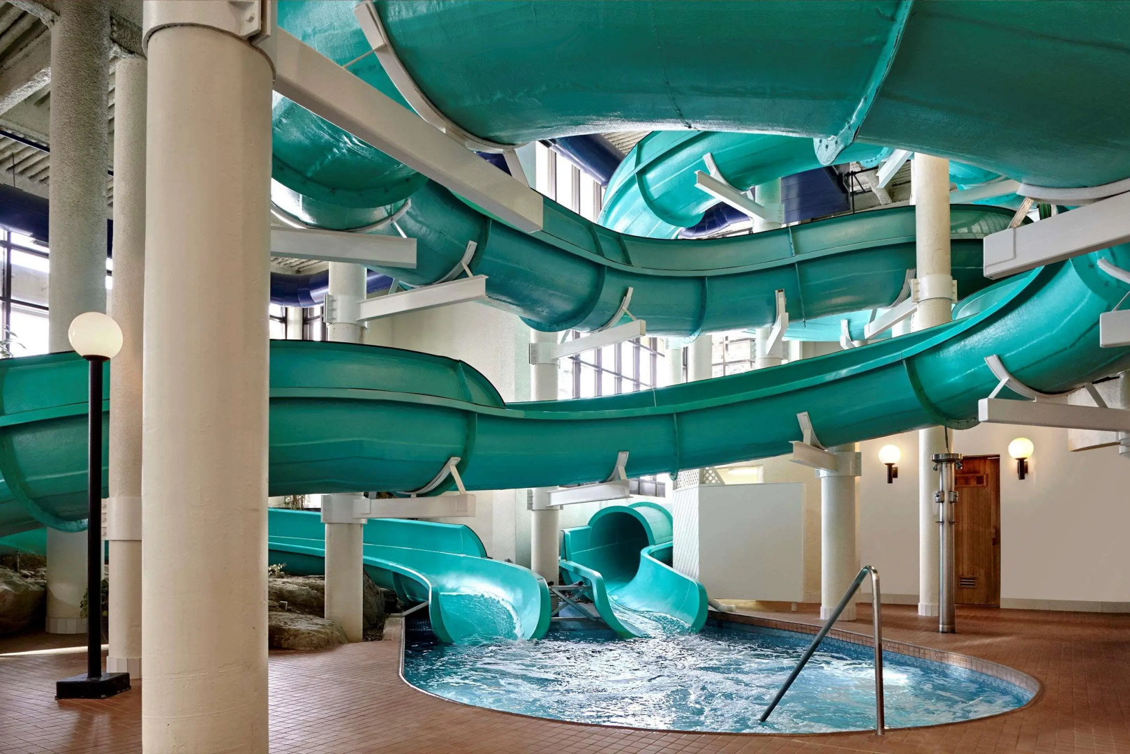 Sheraton Cavalier Calgary Hotel