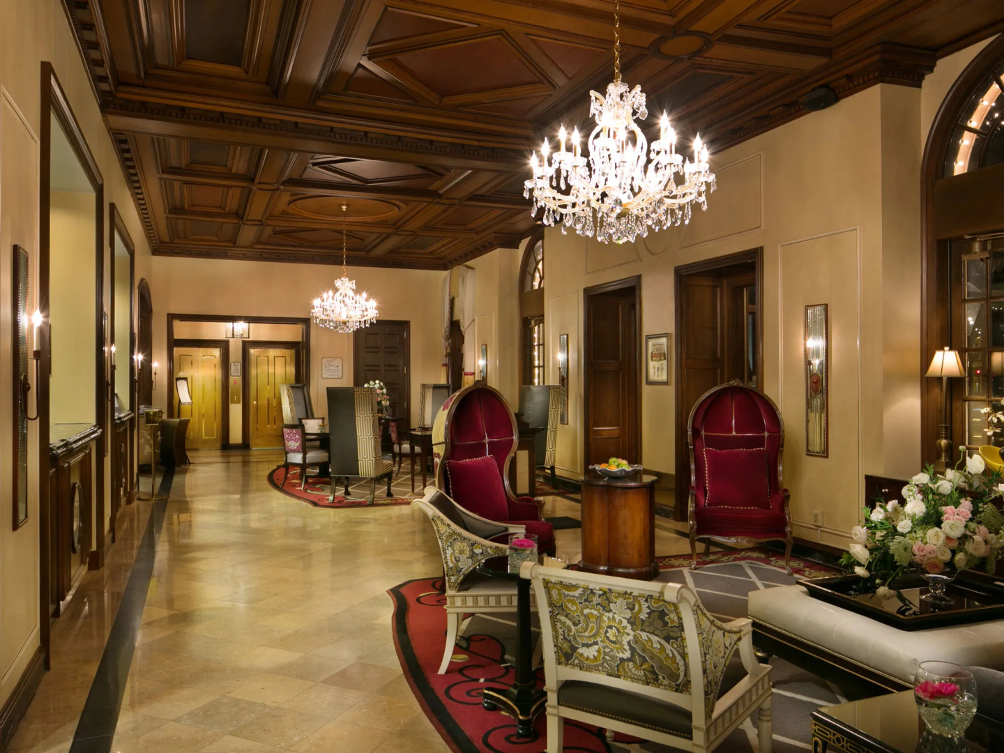 The Raphael Hotel, Autograph Collection