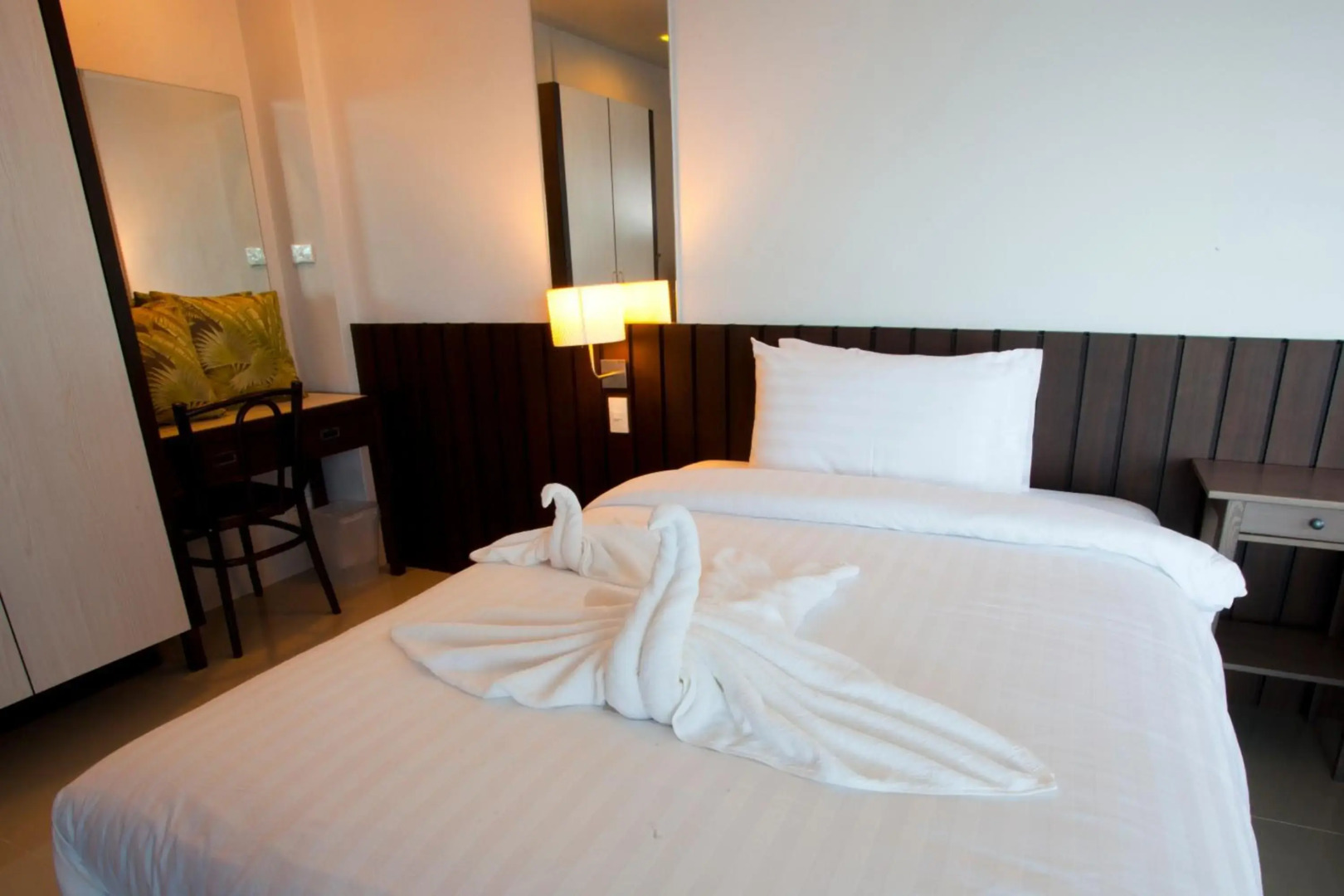 Prasarnsook Villa Beach Resort (SHA Extra Plus)