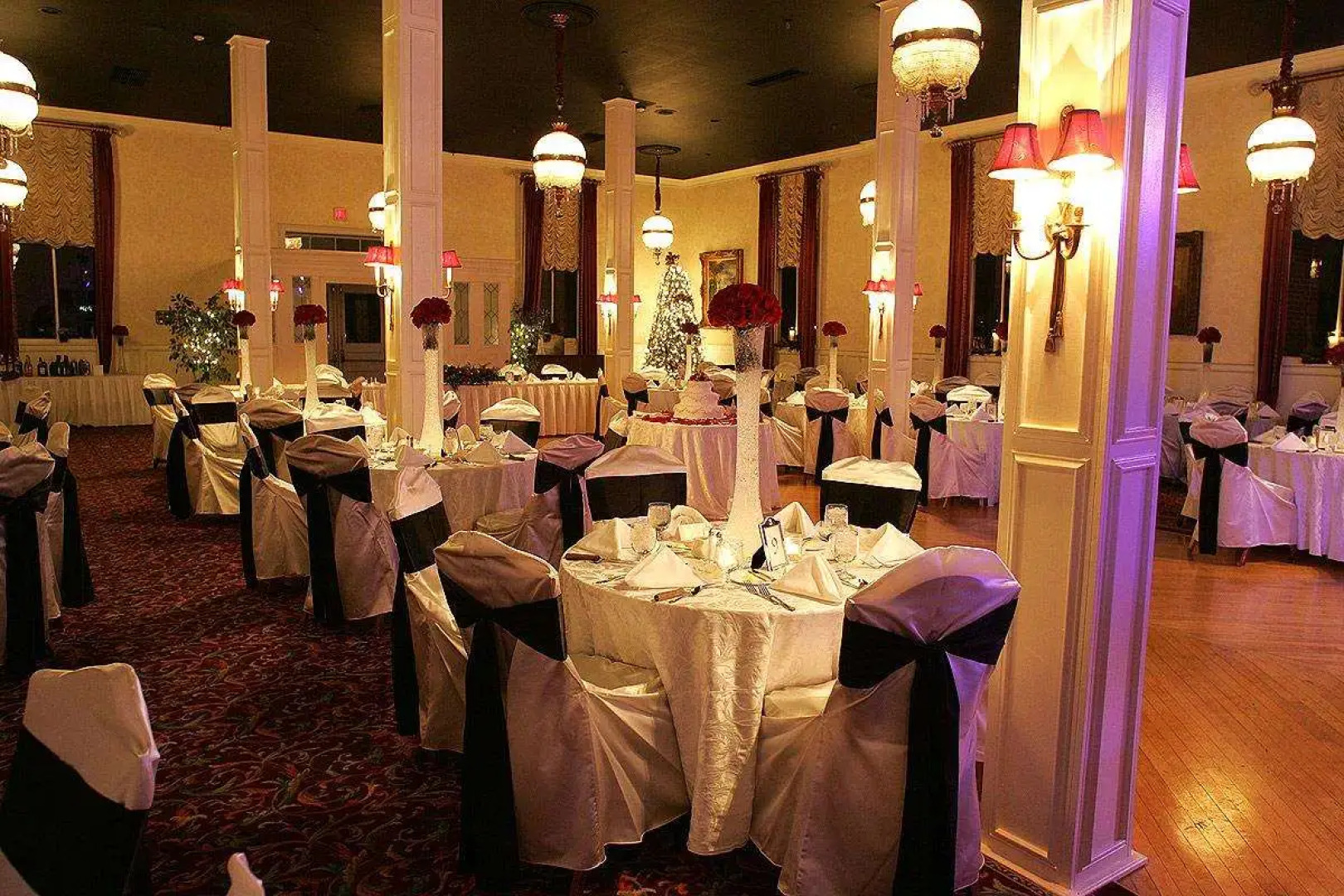 The Martha Washington Inn And Spa