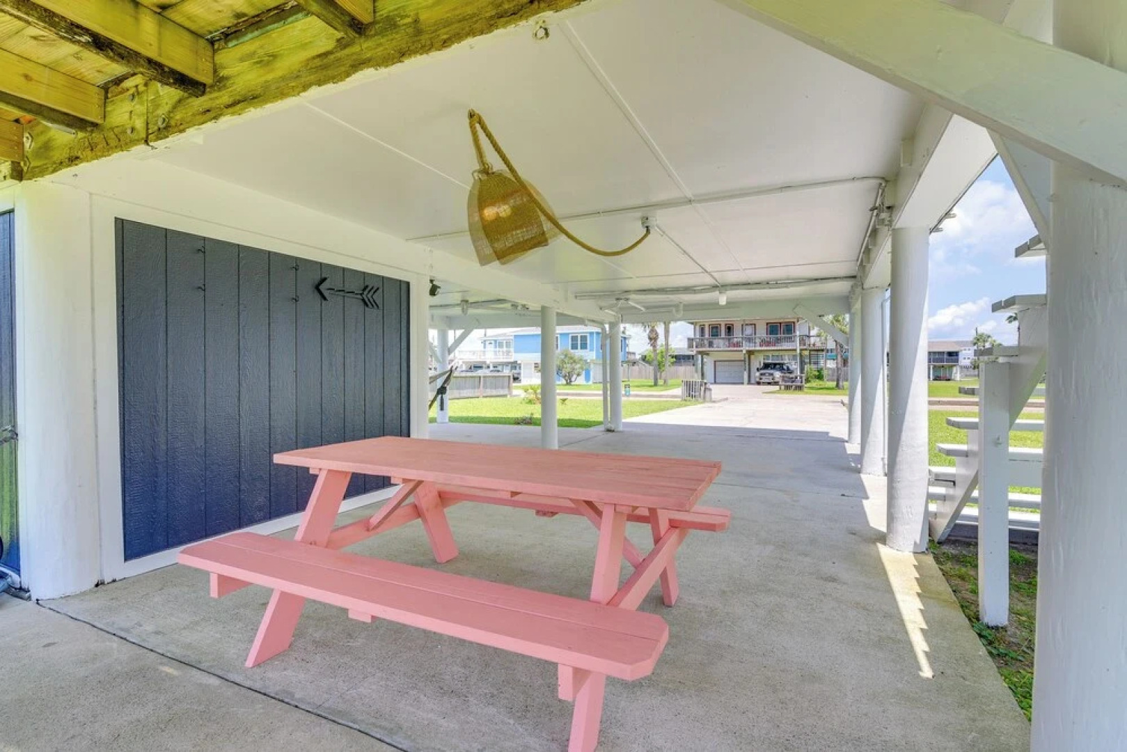 1 Mi to Shore: Bright Jamaica Beach Getaway!