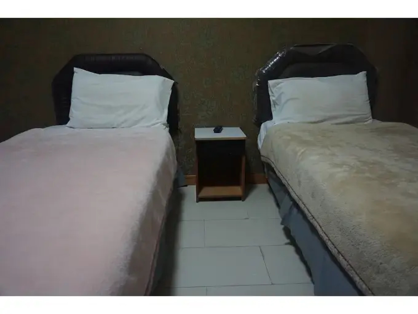 Wetsawat Place Hotel