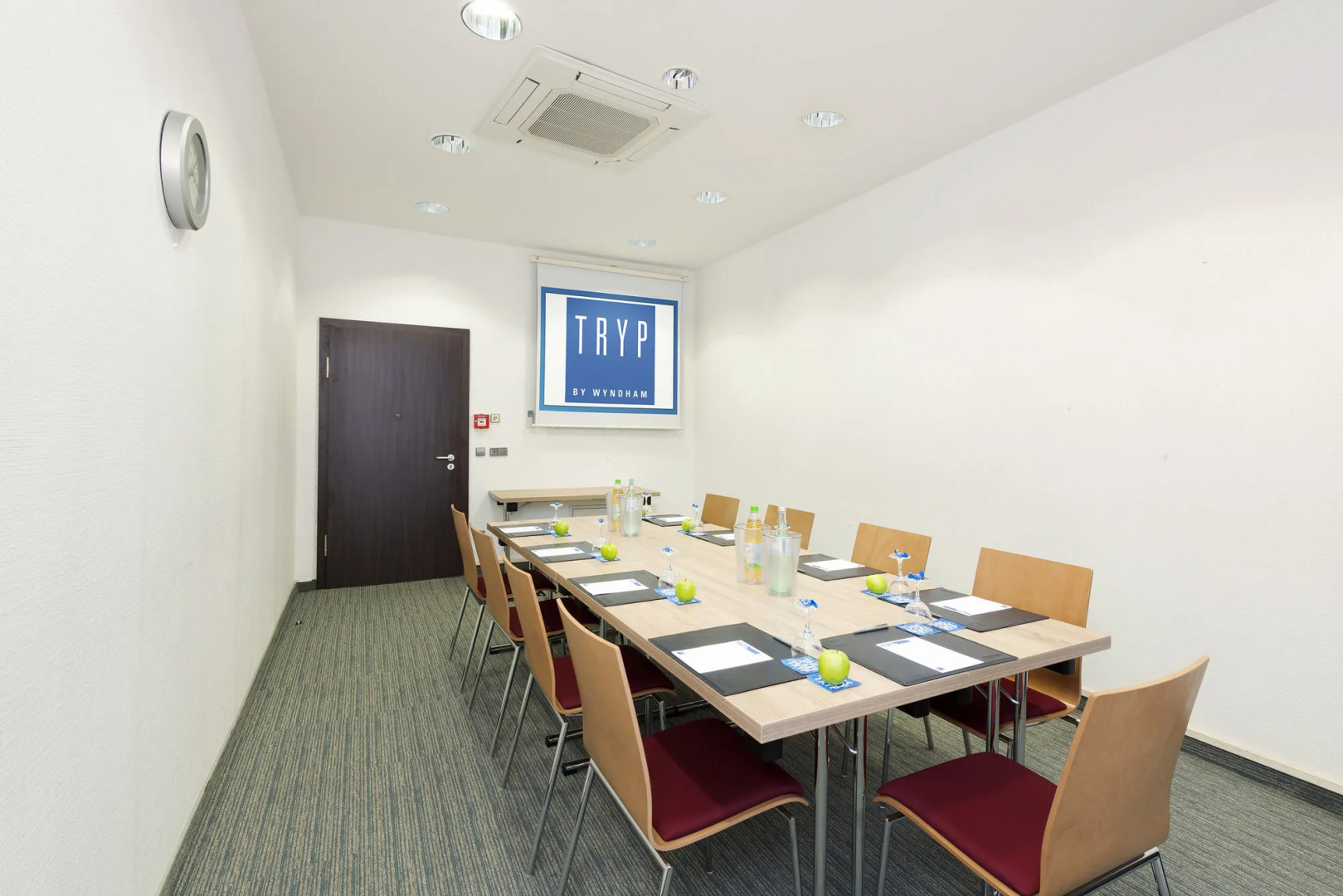 B&B HOTEL Krefeld-Süd