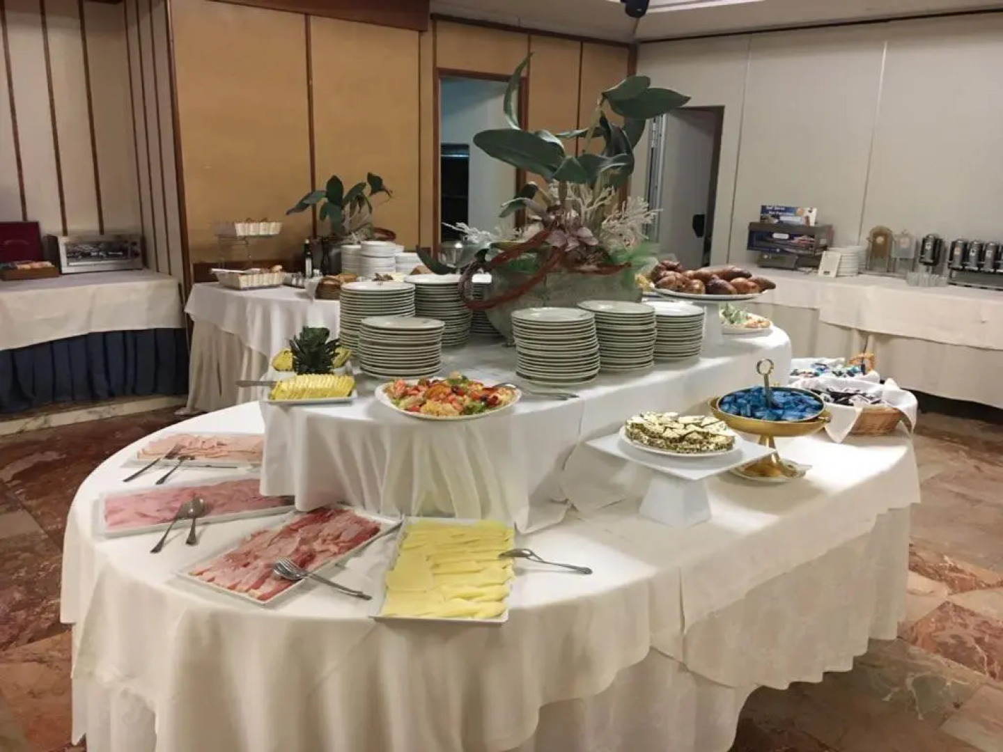 Отель Grand Hotel Duomo