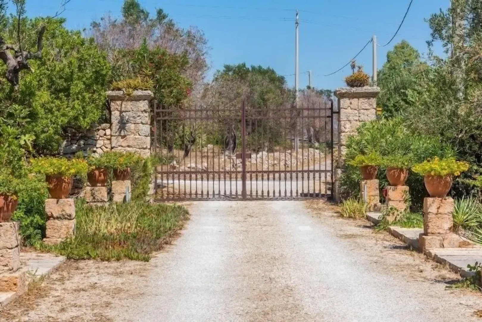 Tia Maria Country Inn