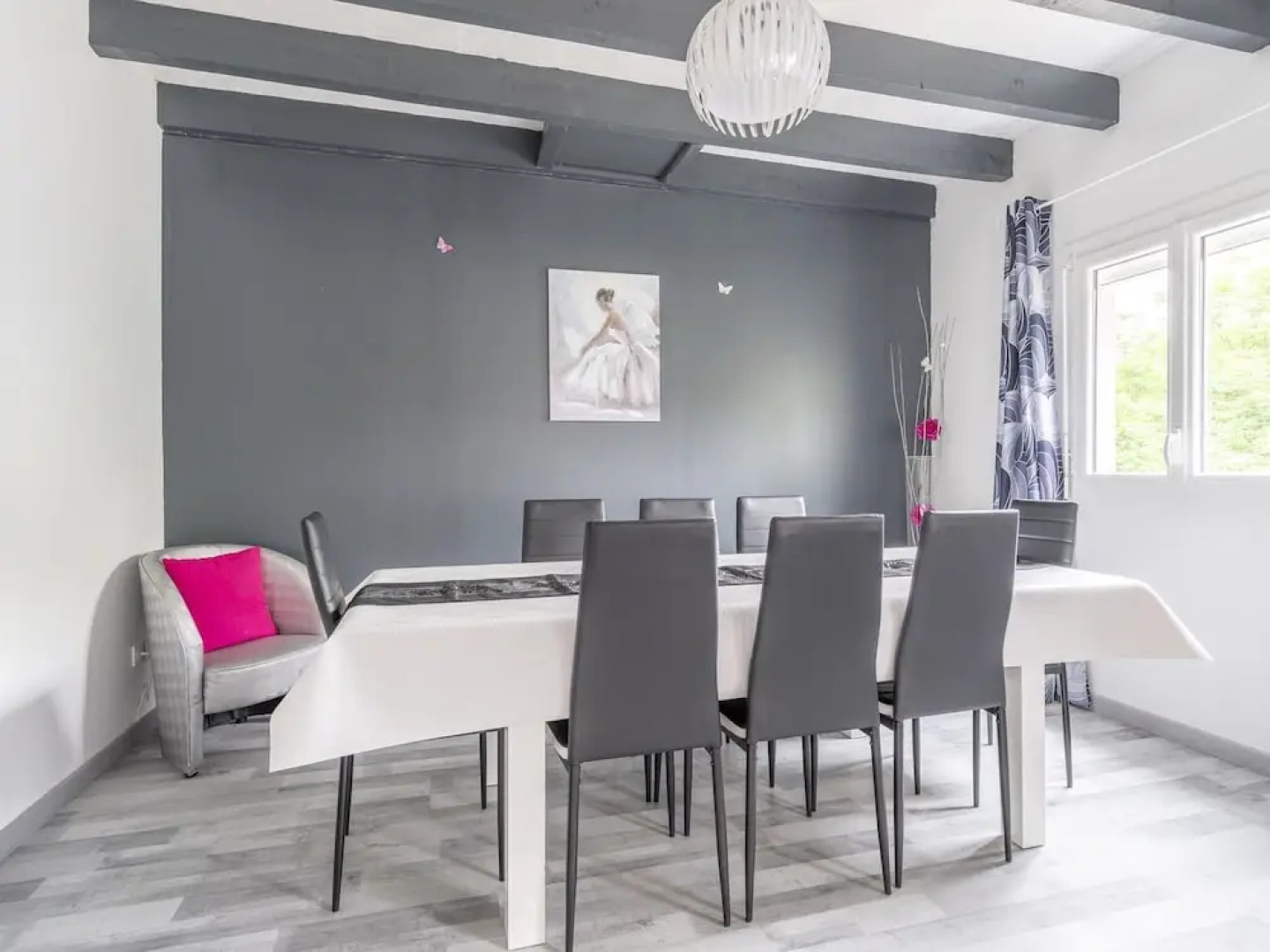 Attractive Holiday Home in Cessenon-sur-orb With Terrace