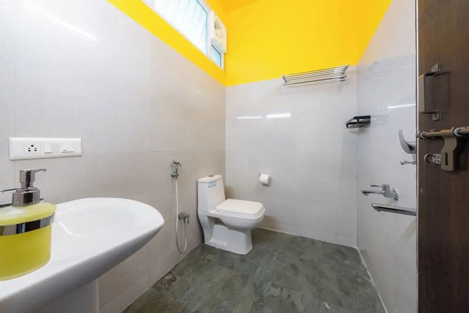 The Hosteller Coorg, Madikeri