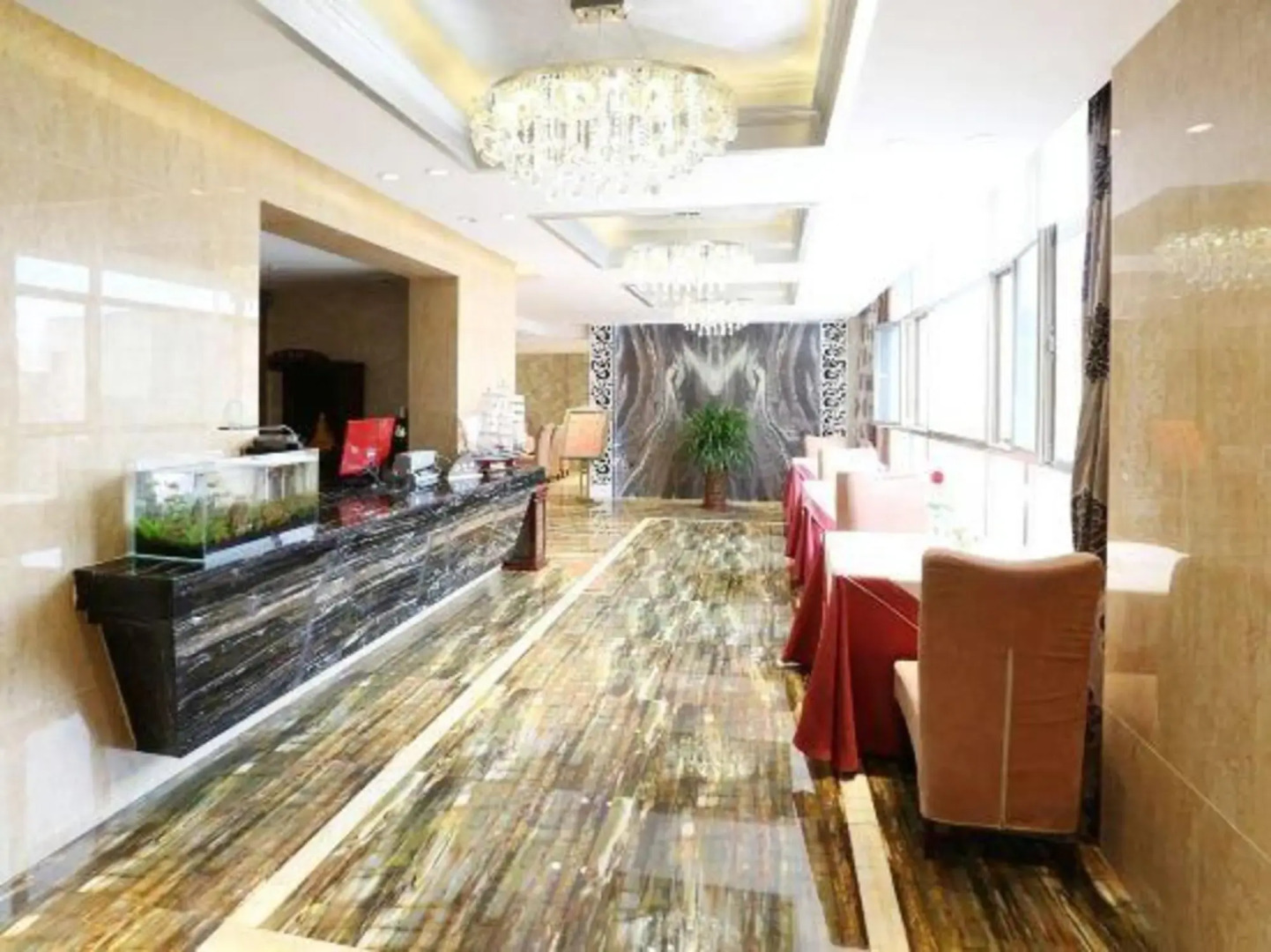 Blossoming Quality Hotel