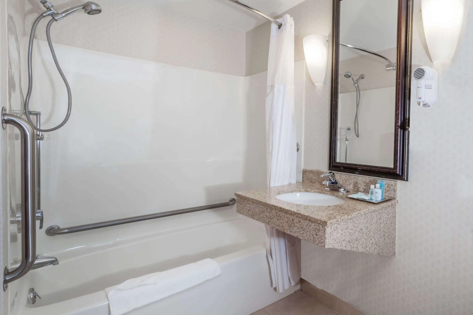 Отель Wyndham Southbury