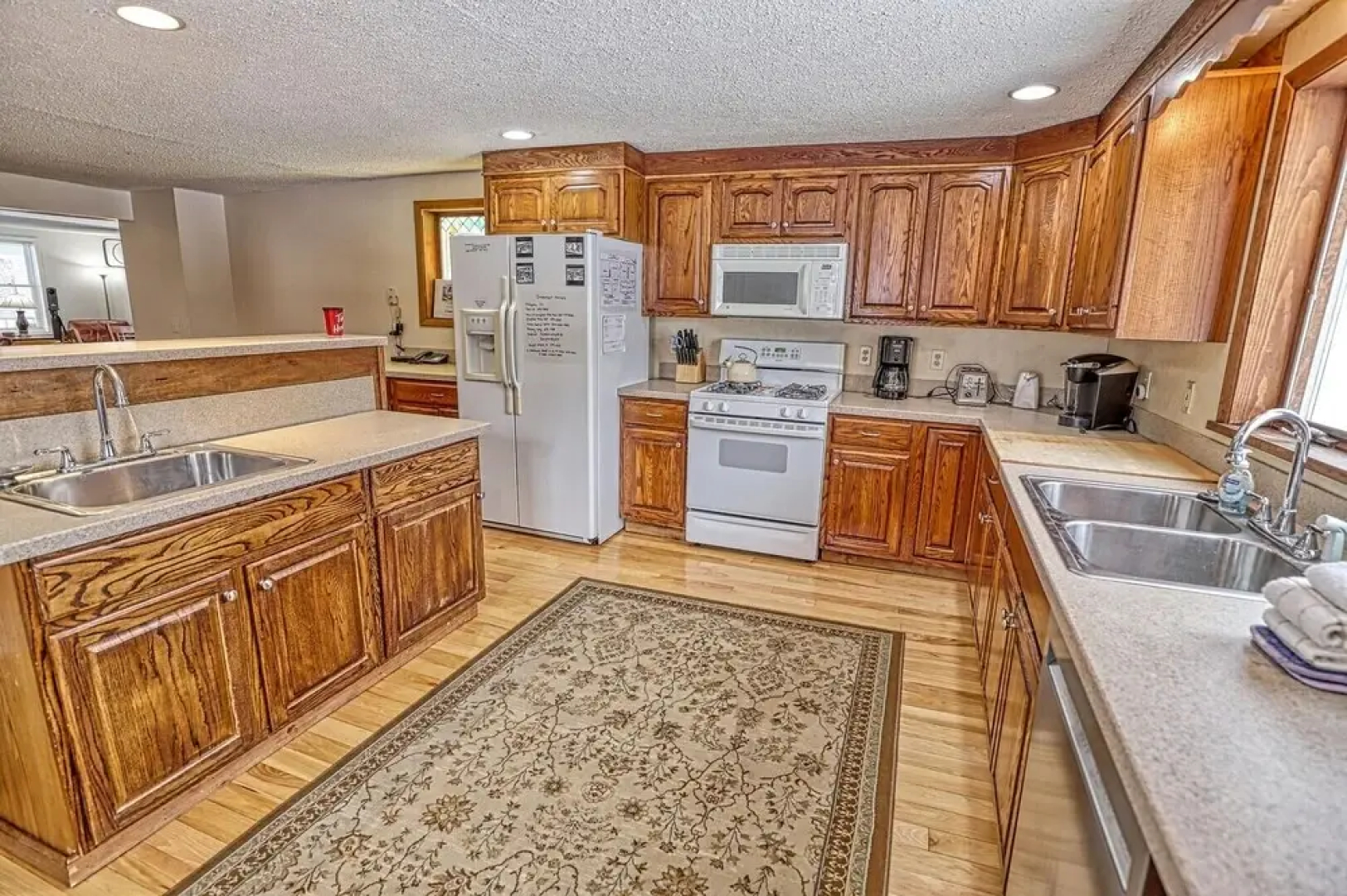 33 West Washington Street 4 Bedroom Home by RedAwning