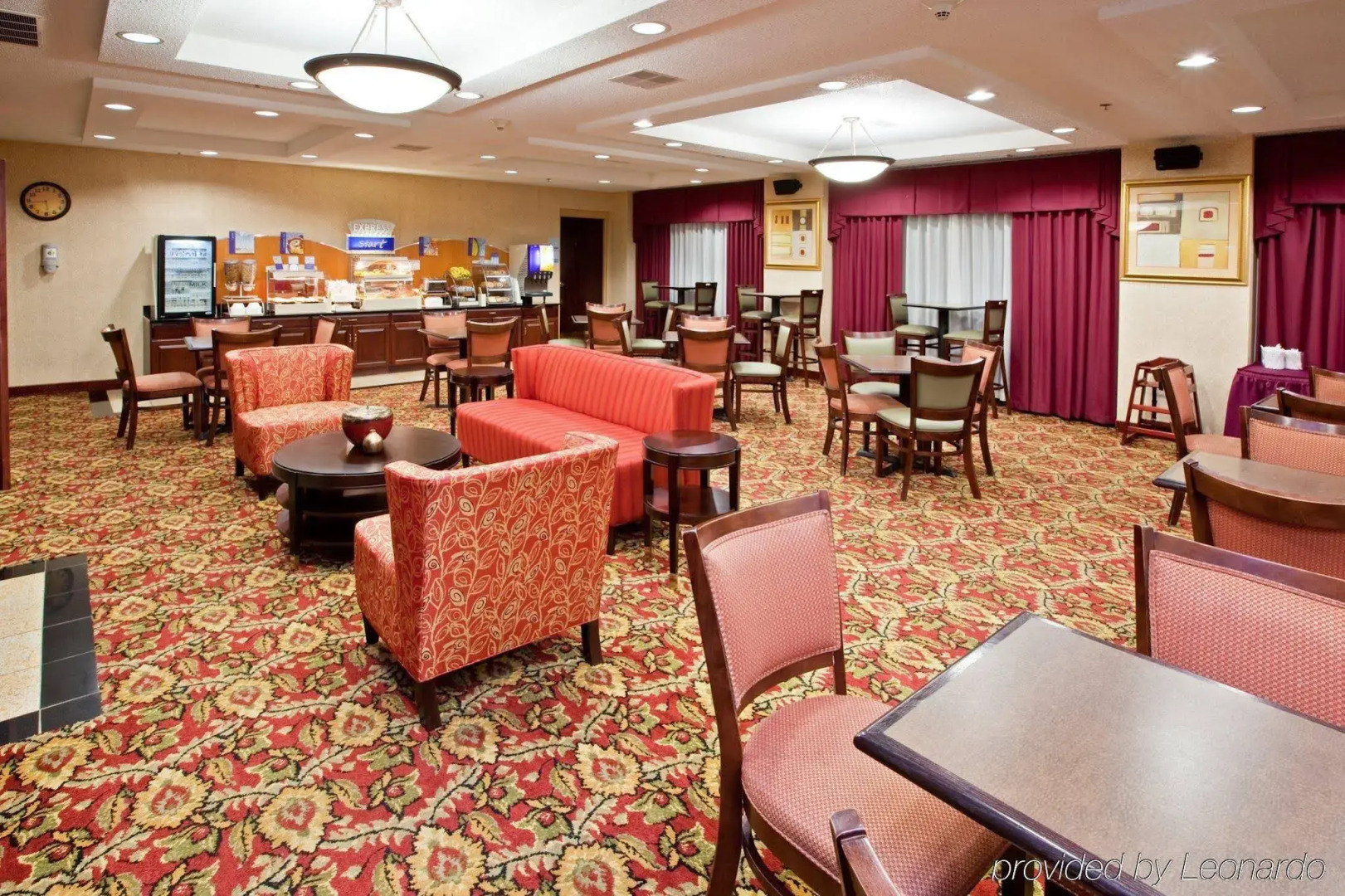 Holiday Inn Express & Suites Ashland by IHG