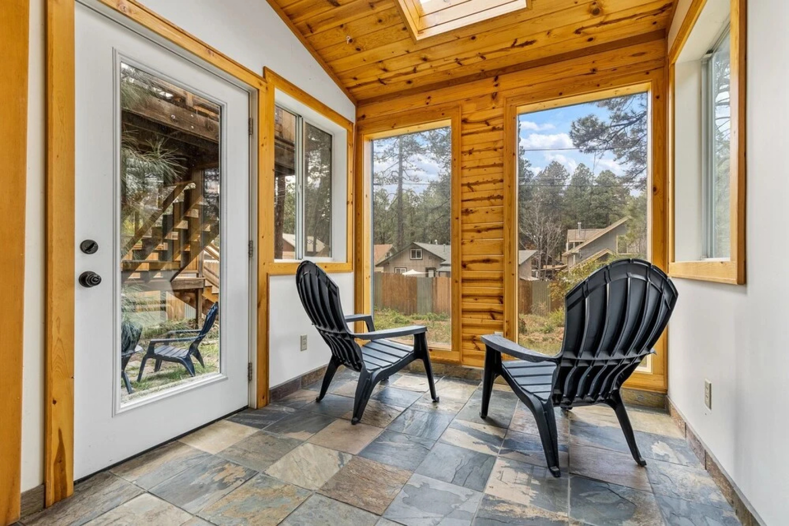 Pawnee Flagstaff 3 Bedroom Home by RedAwning