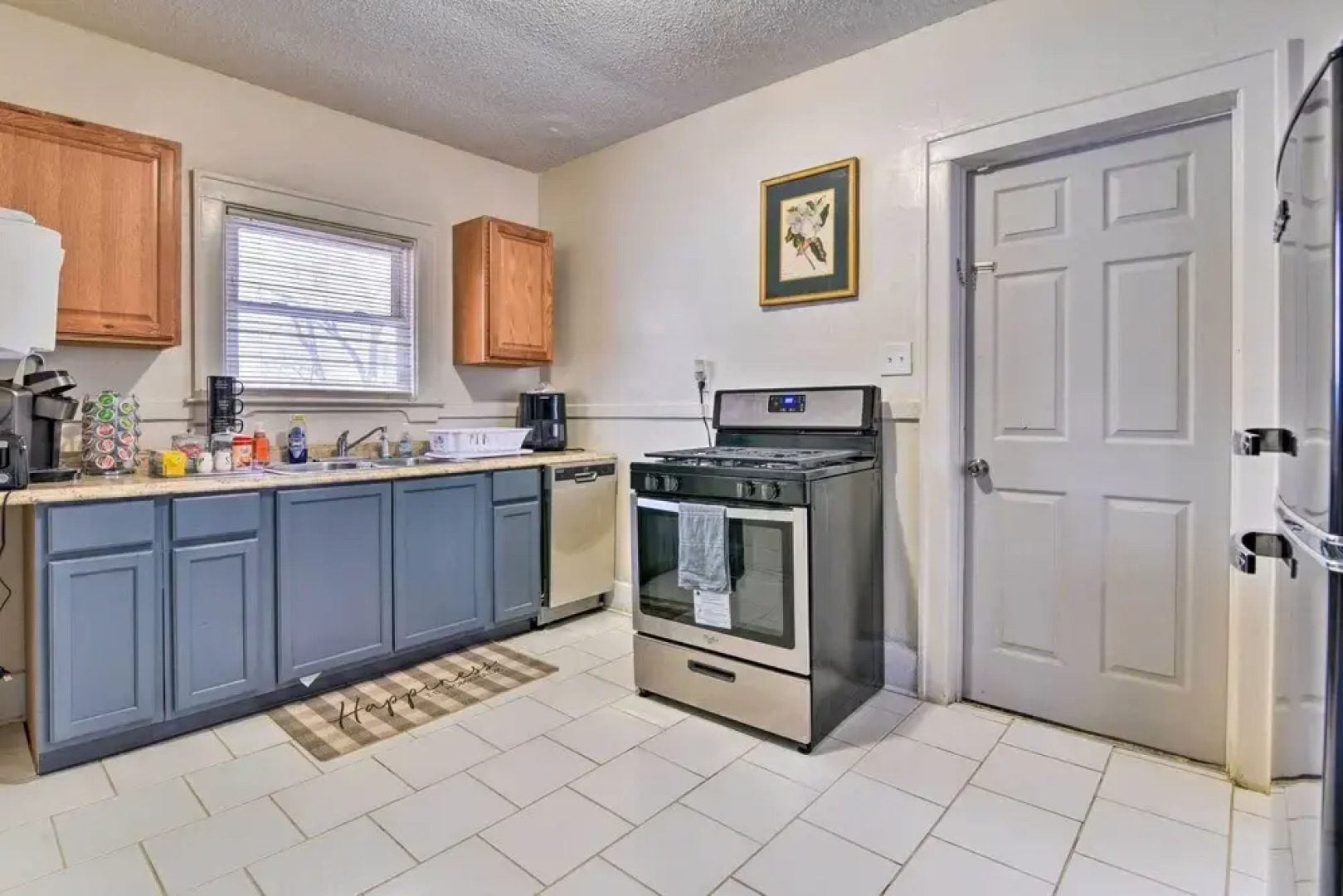 Awesome Detroit Apartment < 3 Mi to Midtown!