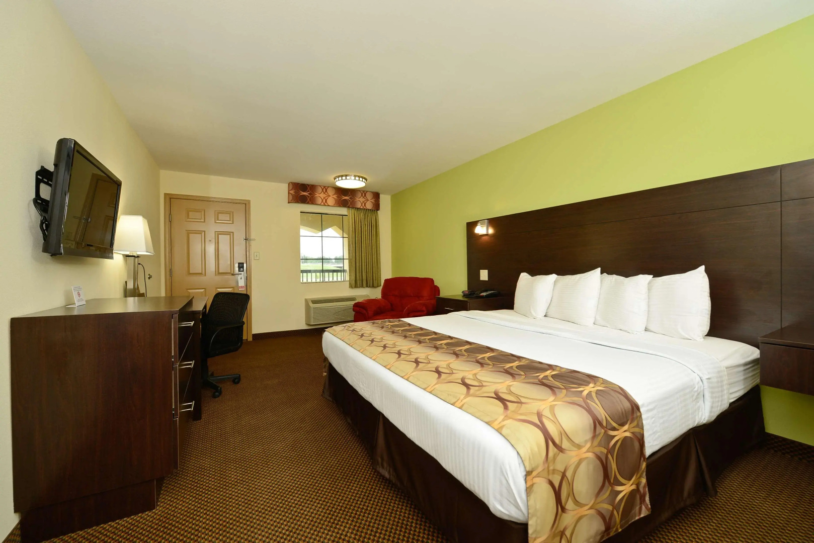 Americas Best Value Inn & Suites Lake Charles at I-210 Exit 11