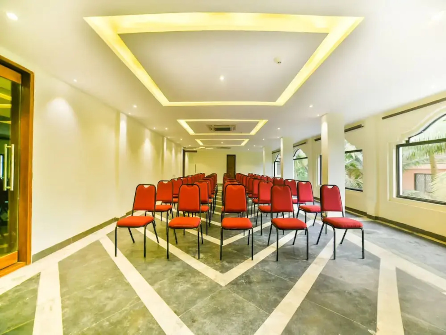 OYO 16096 Flagship Purushottam Hotel Mapusa