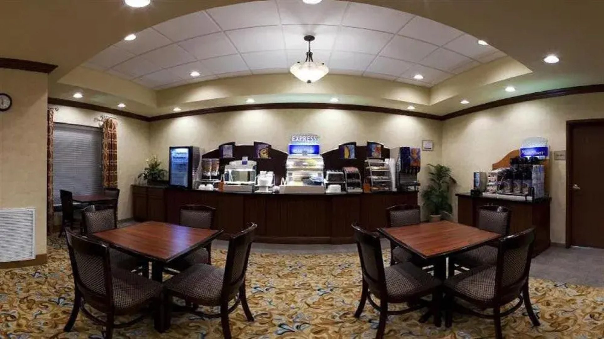 Holiday Inn Express & Suites Bartow
