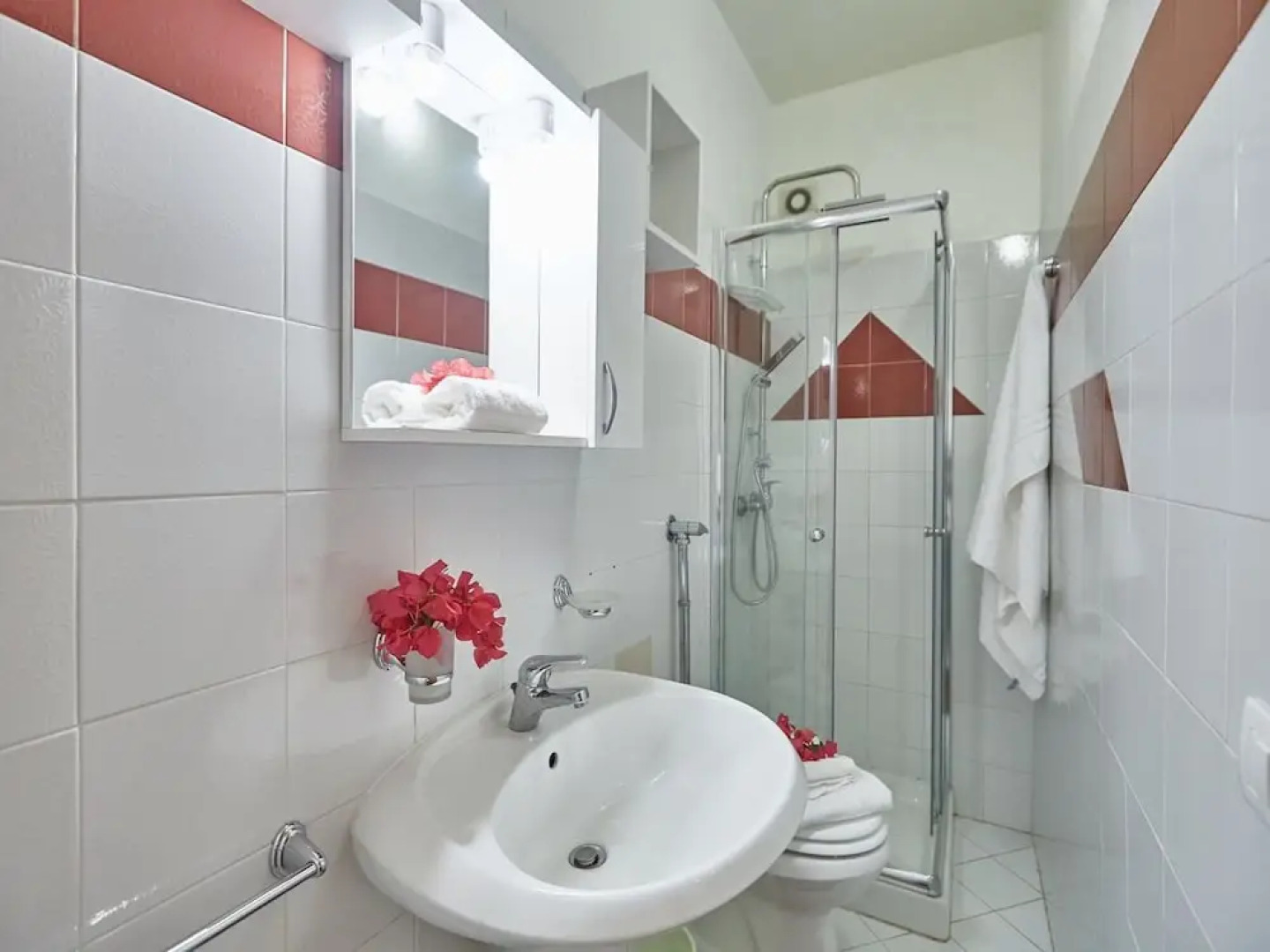 Villa in Pozzallo Near Sandy Beaches