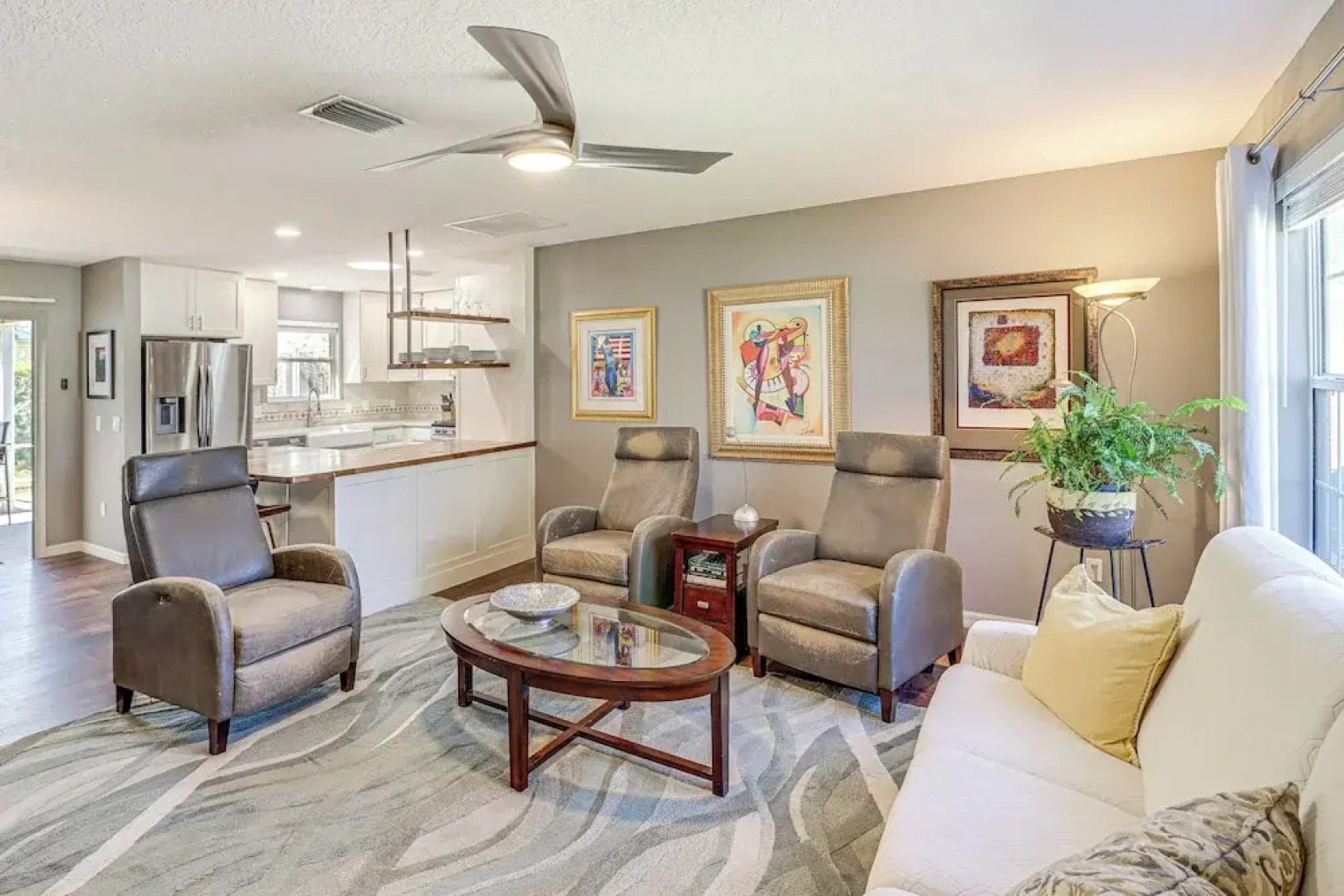 Renovated Home in The Villages w/ Lanai, Golf Cart