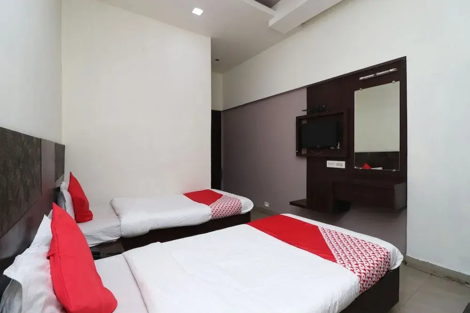 Hotel Payal by OYO Rooms
