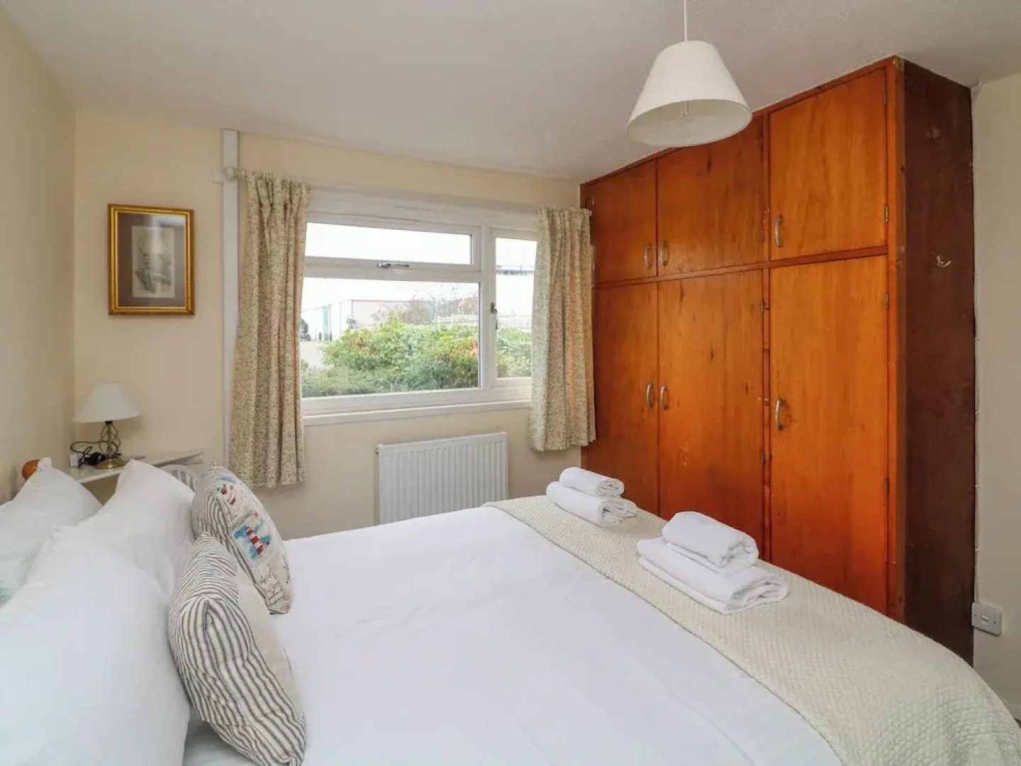 Awalek, Cumber Close