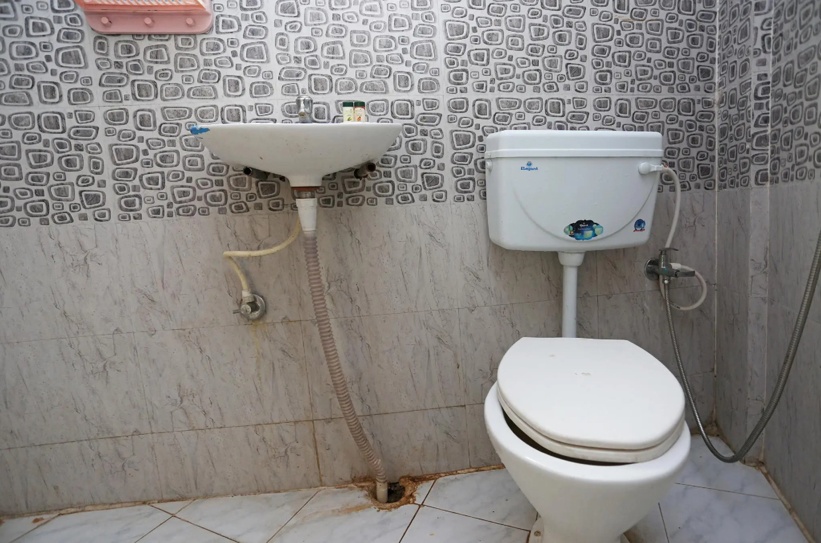 OYO 7554 Pamper Homes