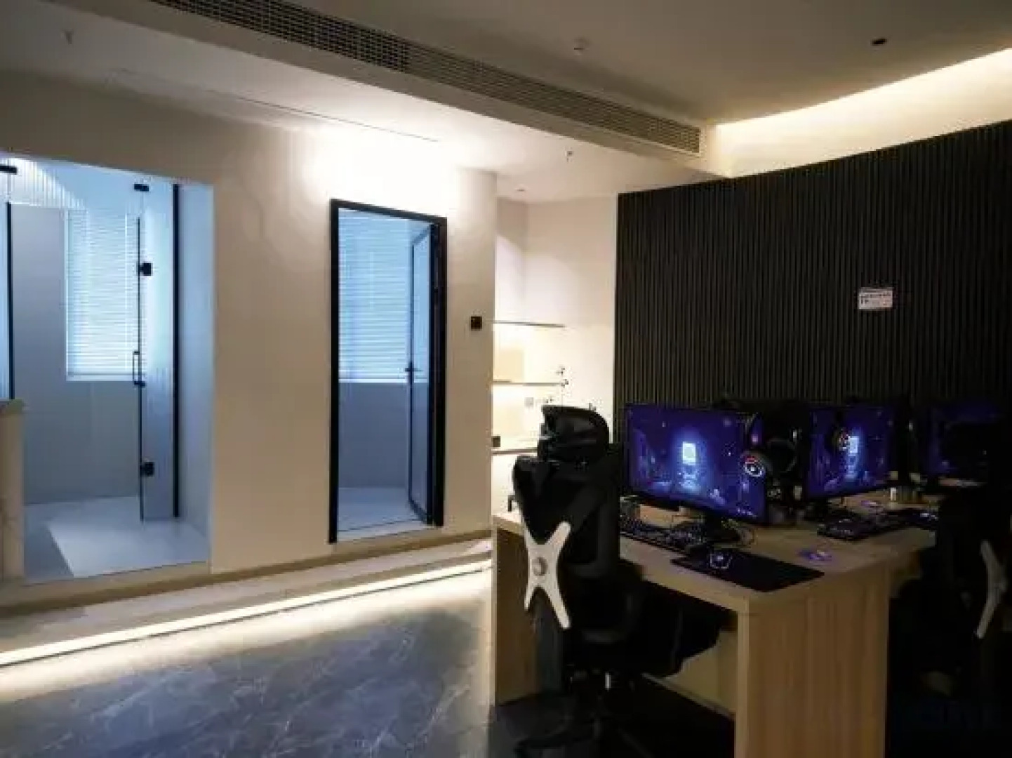 Qixi E-Sports Hotel