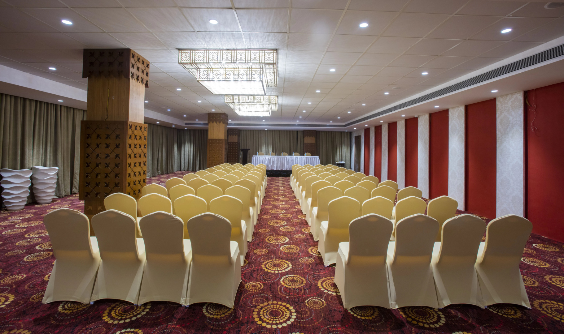 Sapphire Premium Hotel & Suite