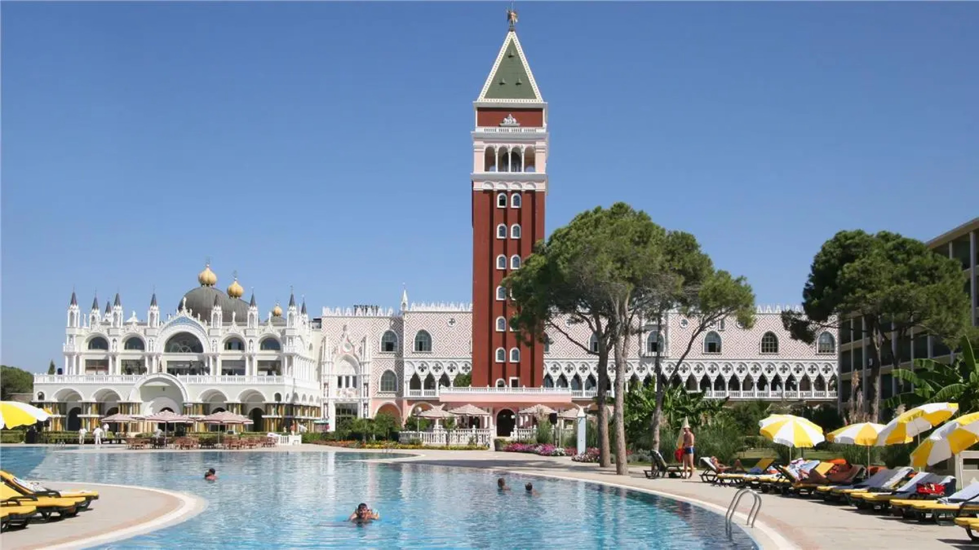 Отель Ducale Lara