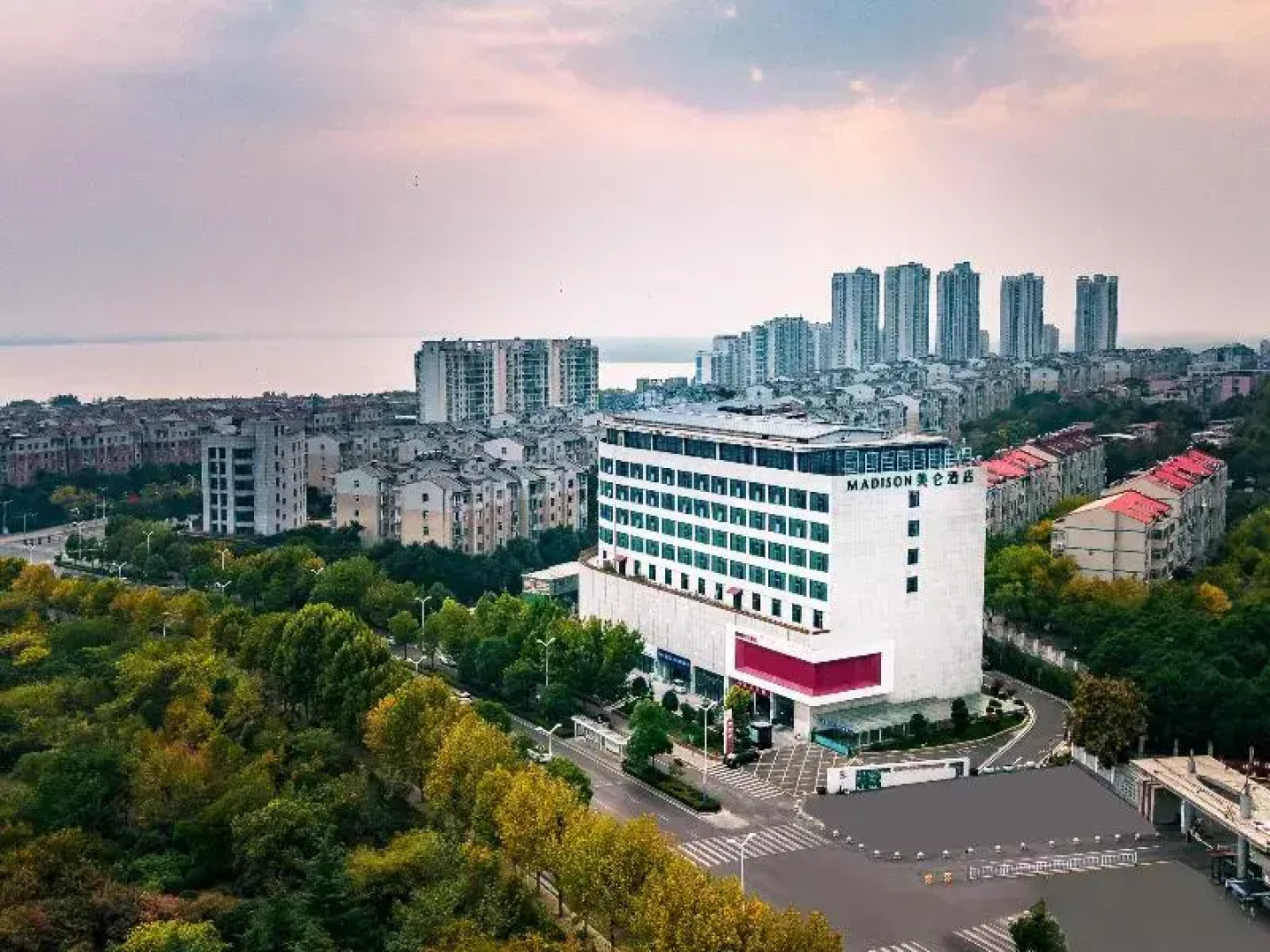 Madison Hotel Pingdingshan Government