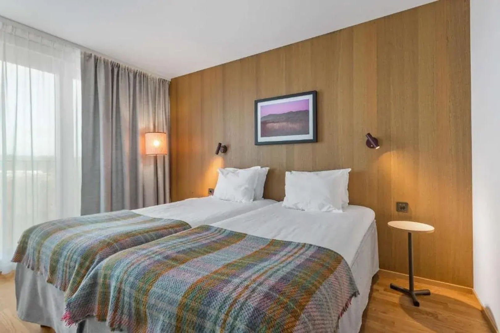 Ten Hotel