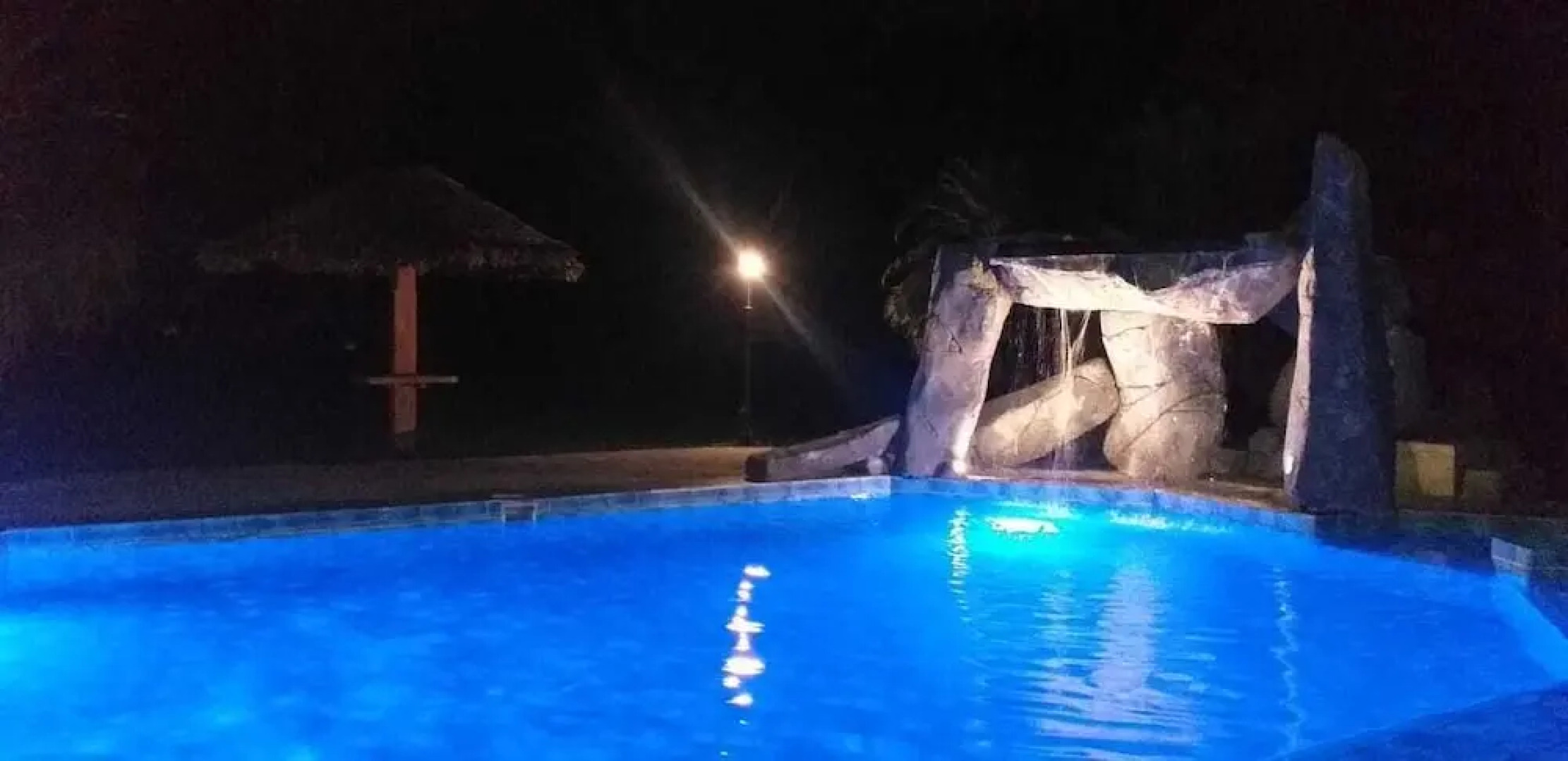 Hotel Mirador Villa Tunari - Hostel