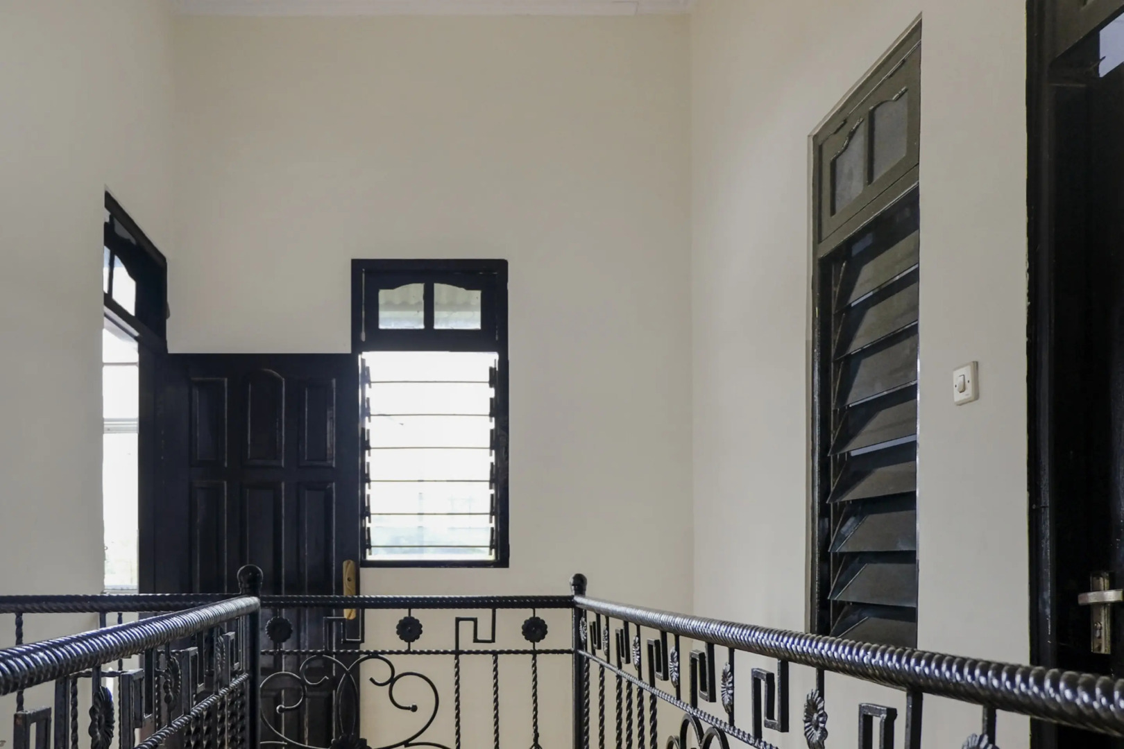 SPOT ON 2723 Gatsu Kost