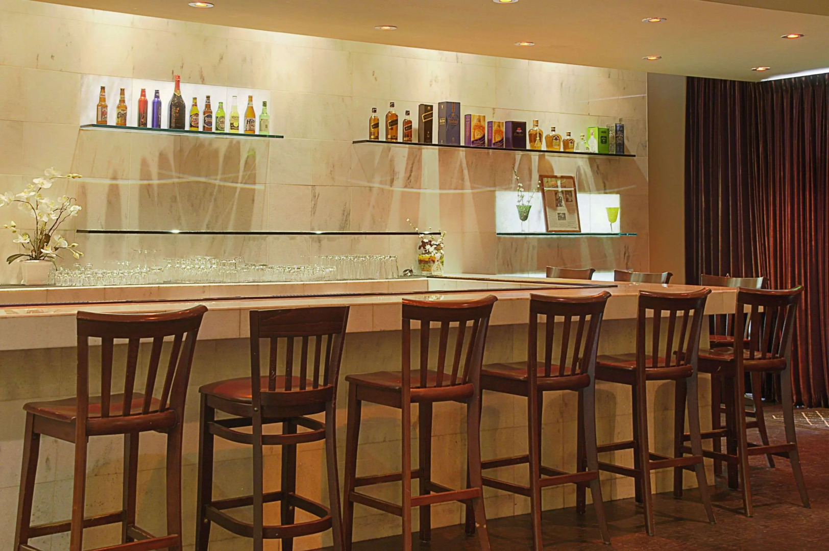 Ramada by Wyndham Los Angeles/Koreatown West