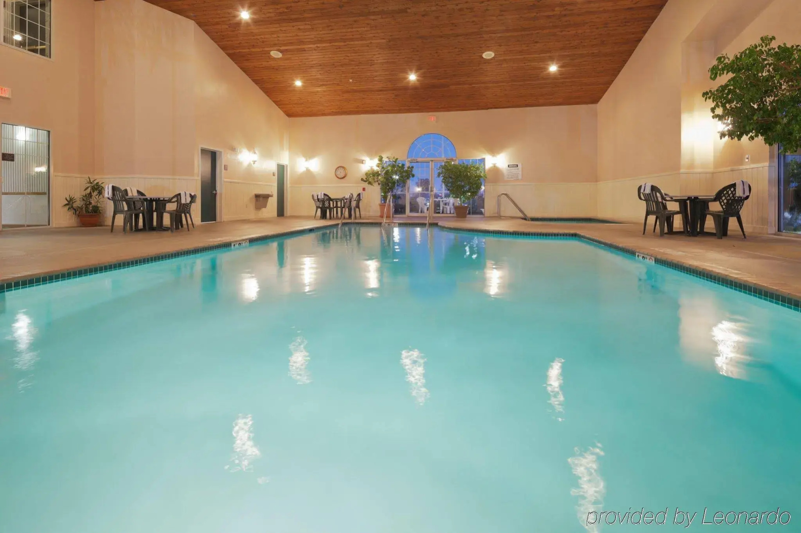Country Inn & Suites by Radisson, Green Bay, WI