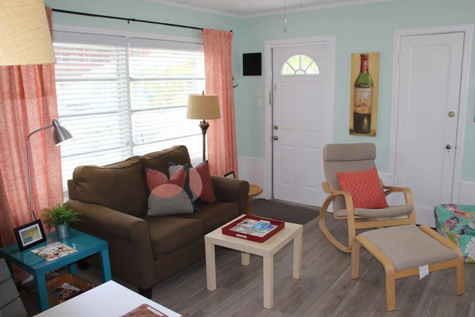 Sunset Inn & Cottages