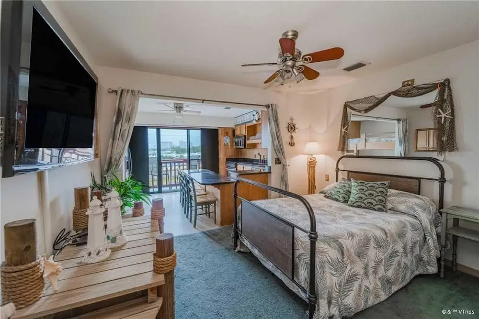 St Thomas Square MOA