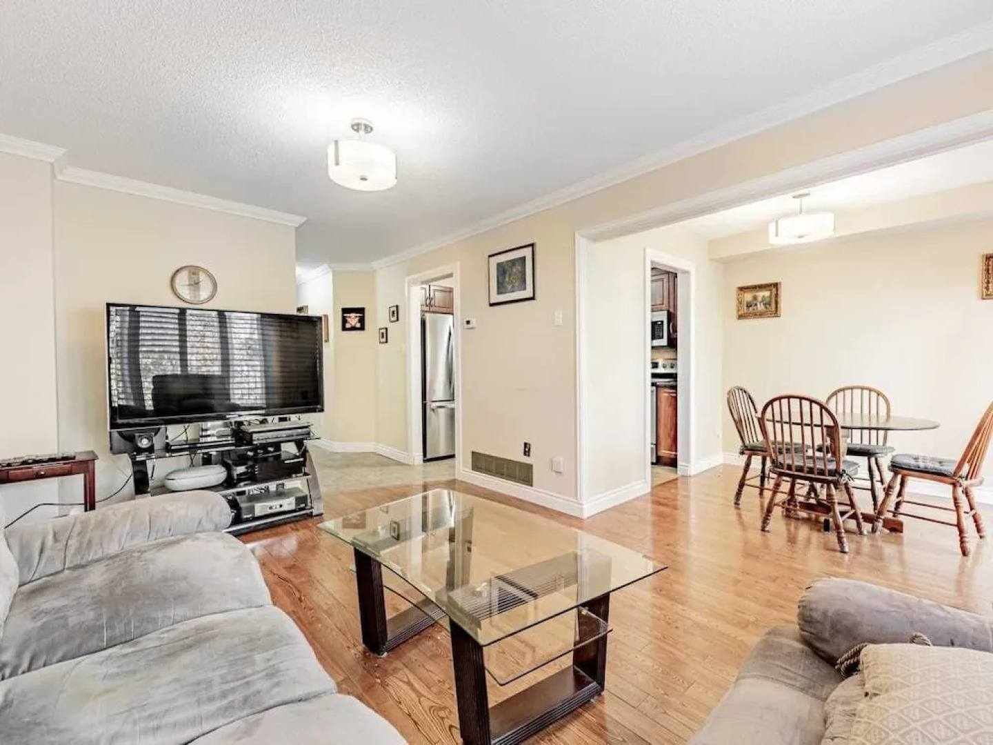 Comfortable Home in Richmond Hill