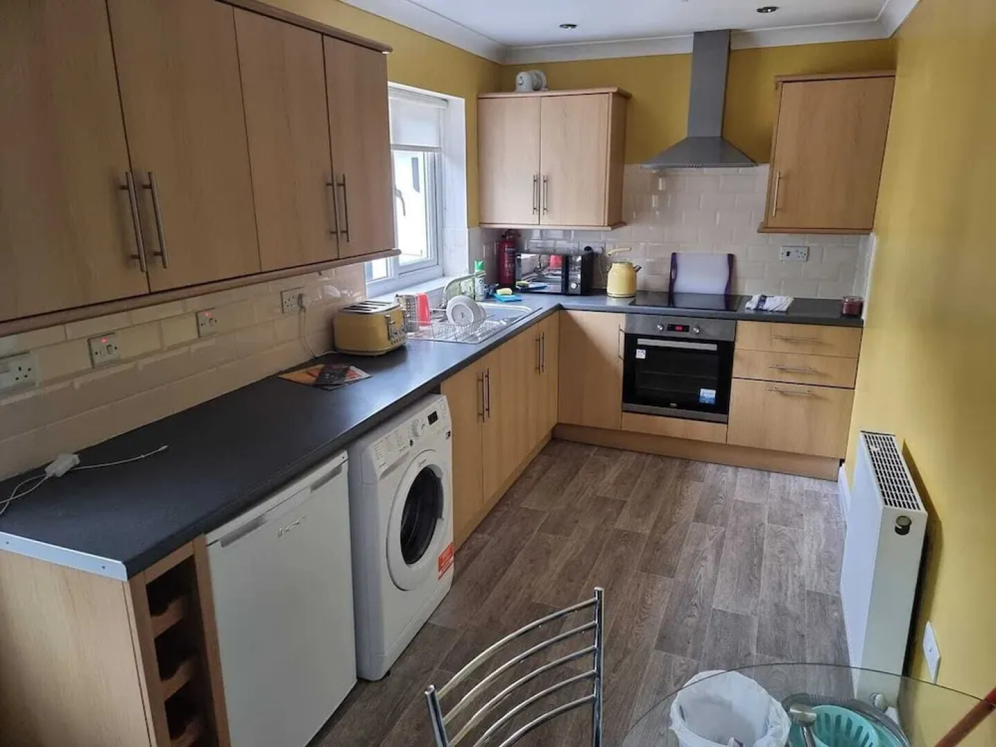 Dog Friendly 2-bed Apartment in Newcastle Emlyn