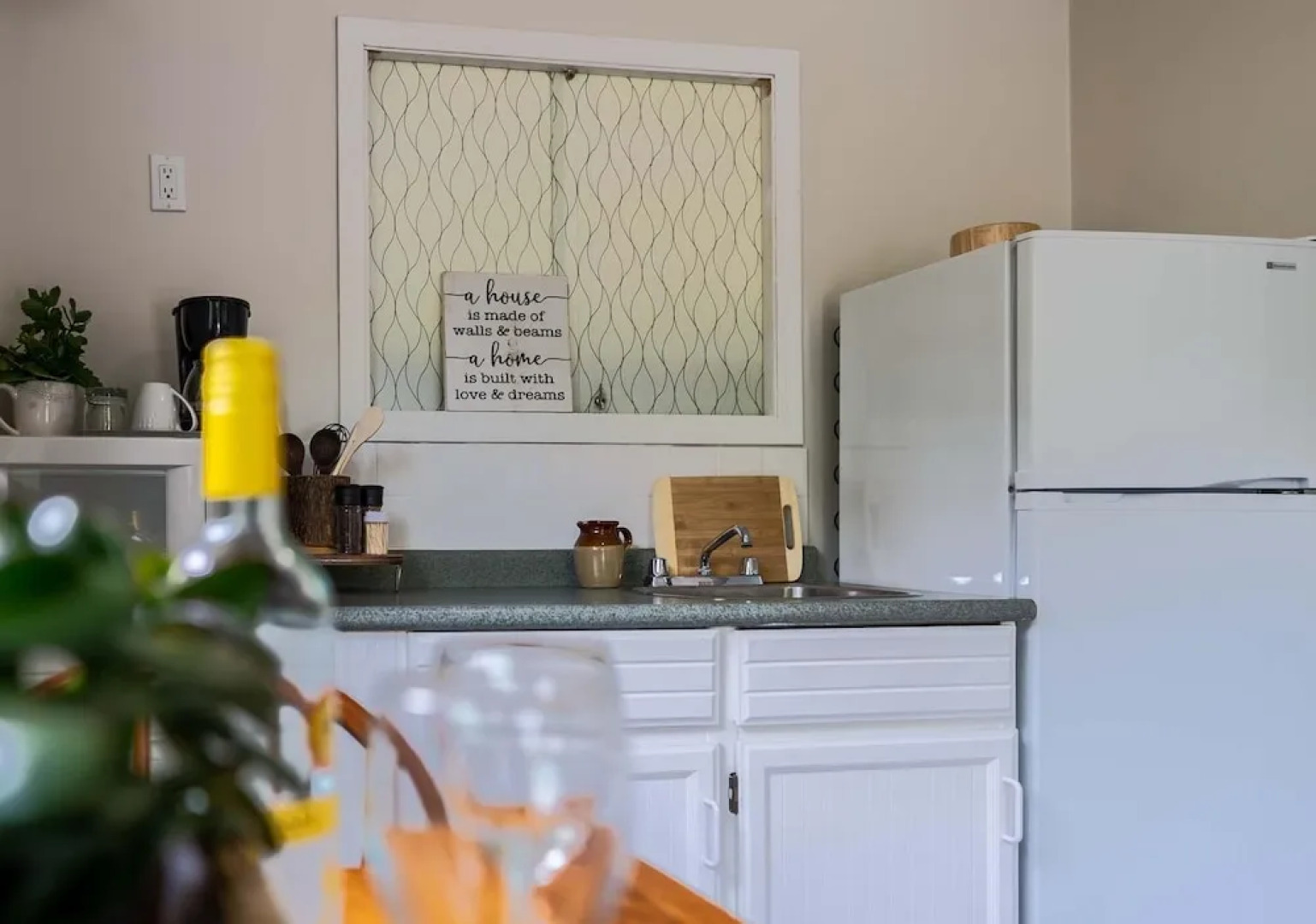 Barefoot Villas Room 5 Eagle