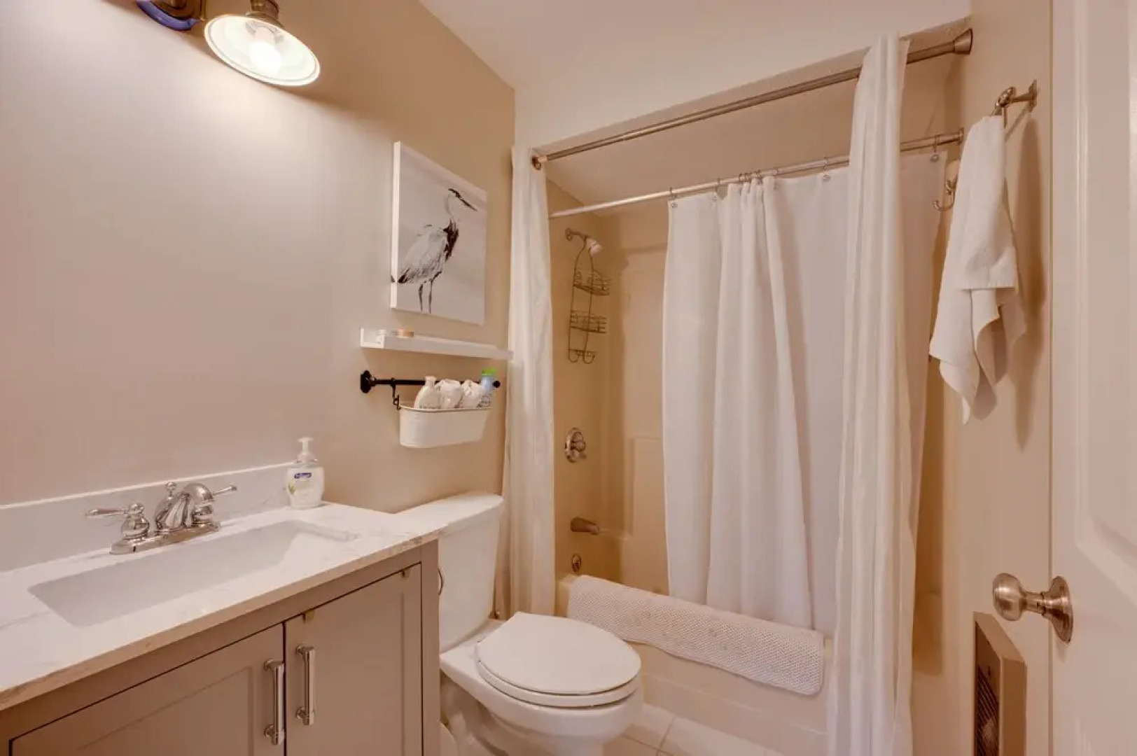 Lincoln Condo ~ 2 Mi to Loon Mountain Resort!