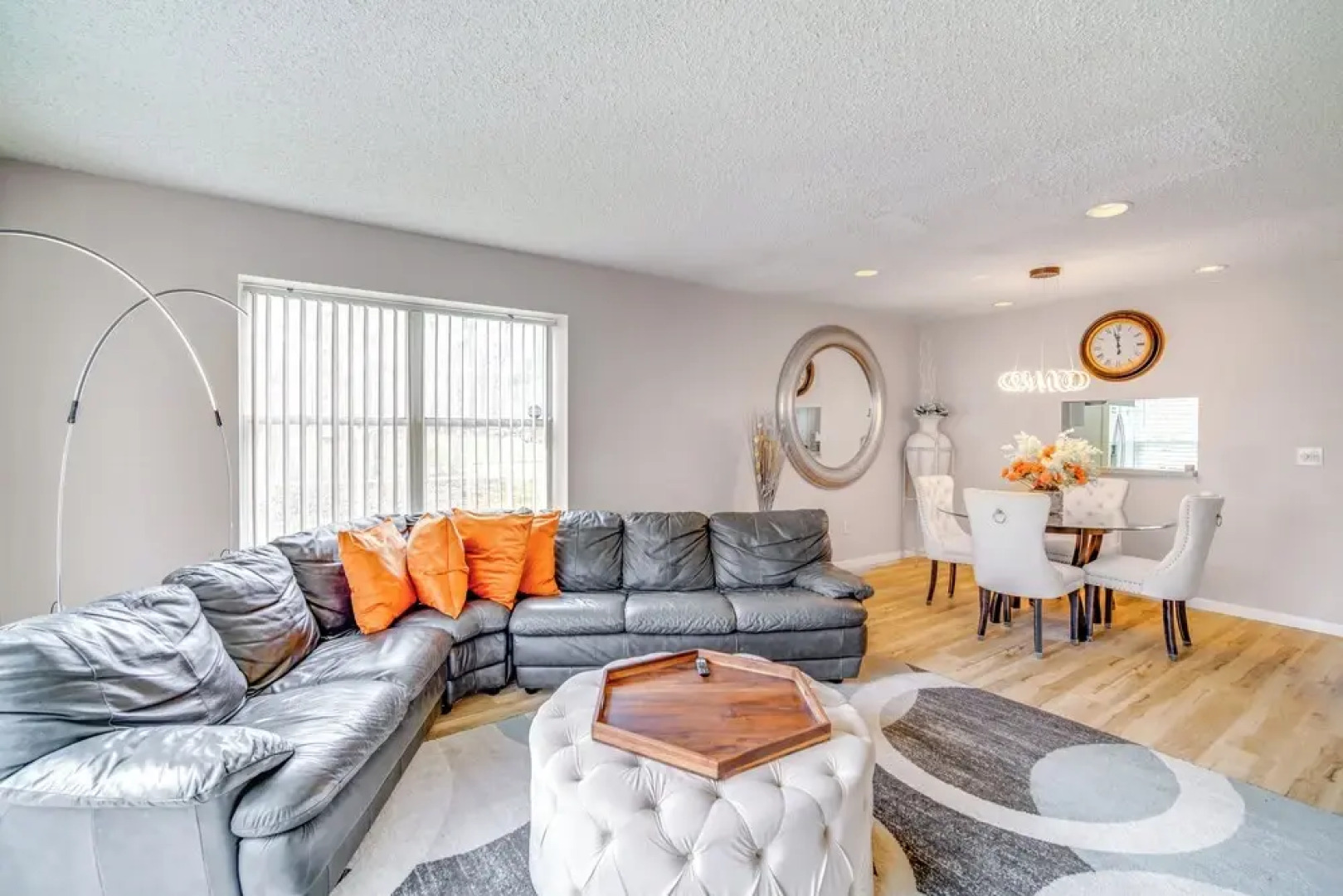 Galloway Townhome w/ Private Deck: Near Casinos!