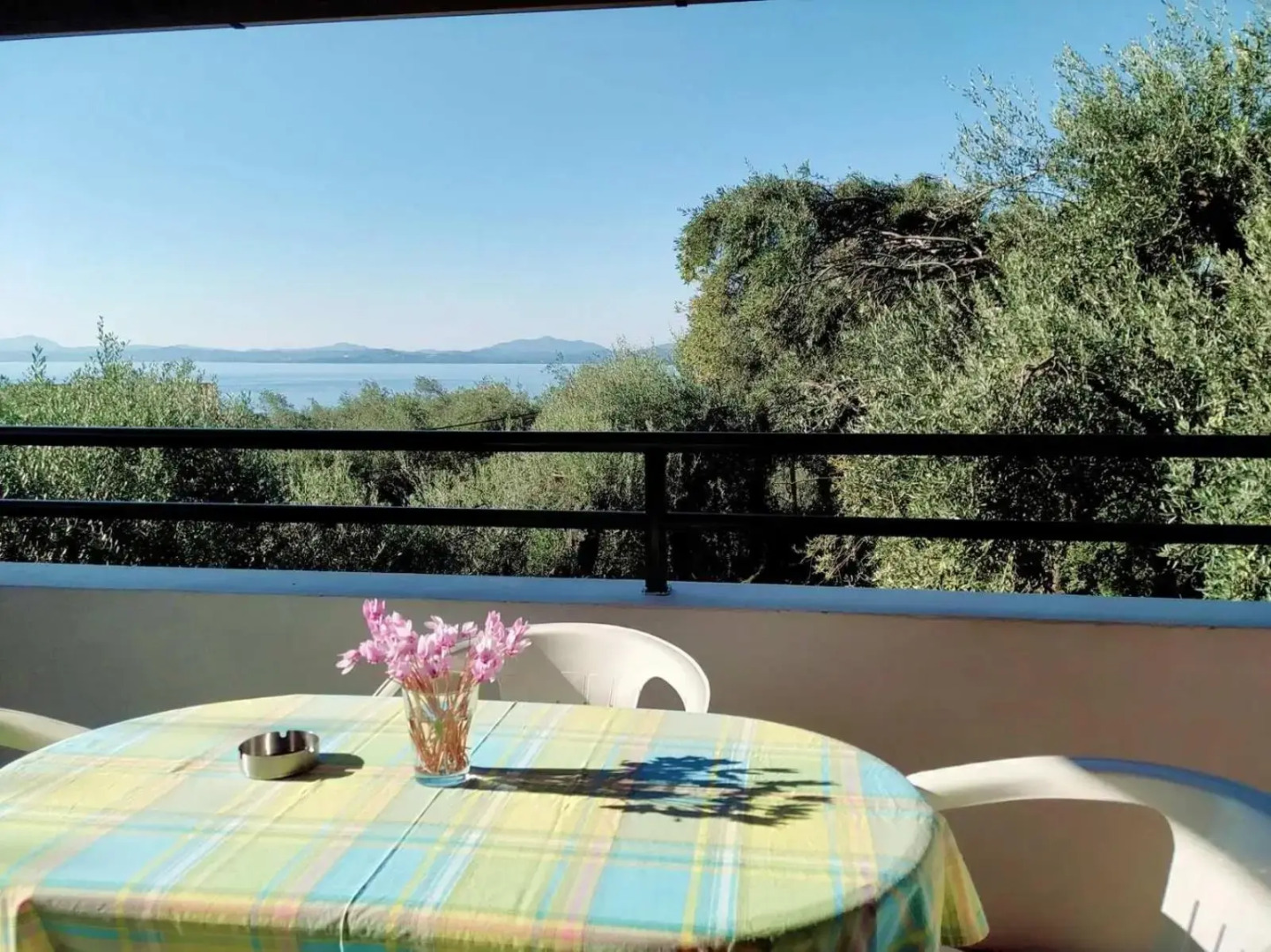 Villa Stefanos apartments