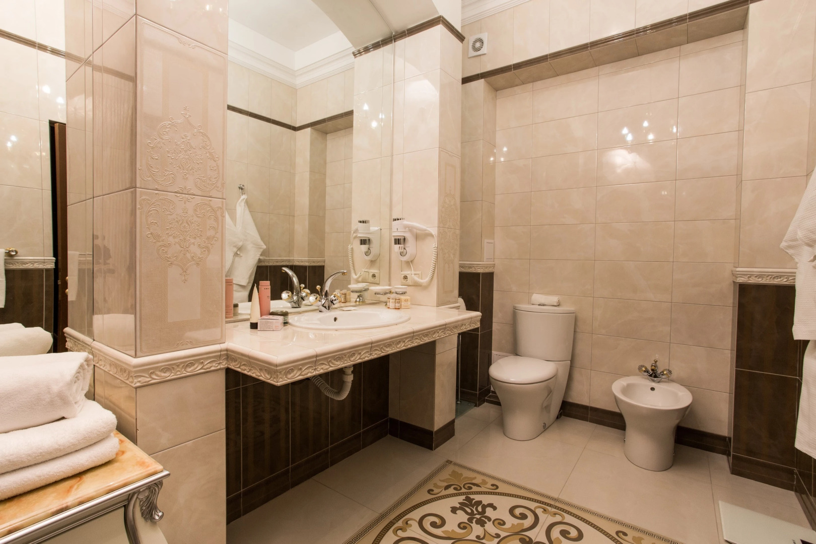 ГК Адиюх-Пэлас