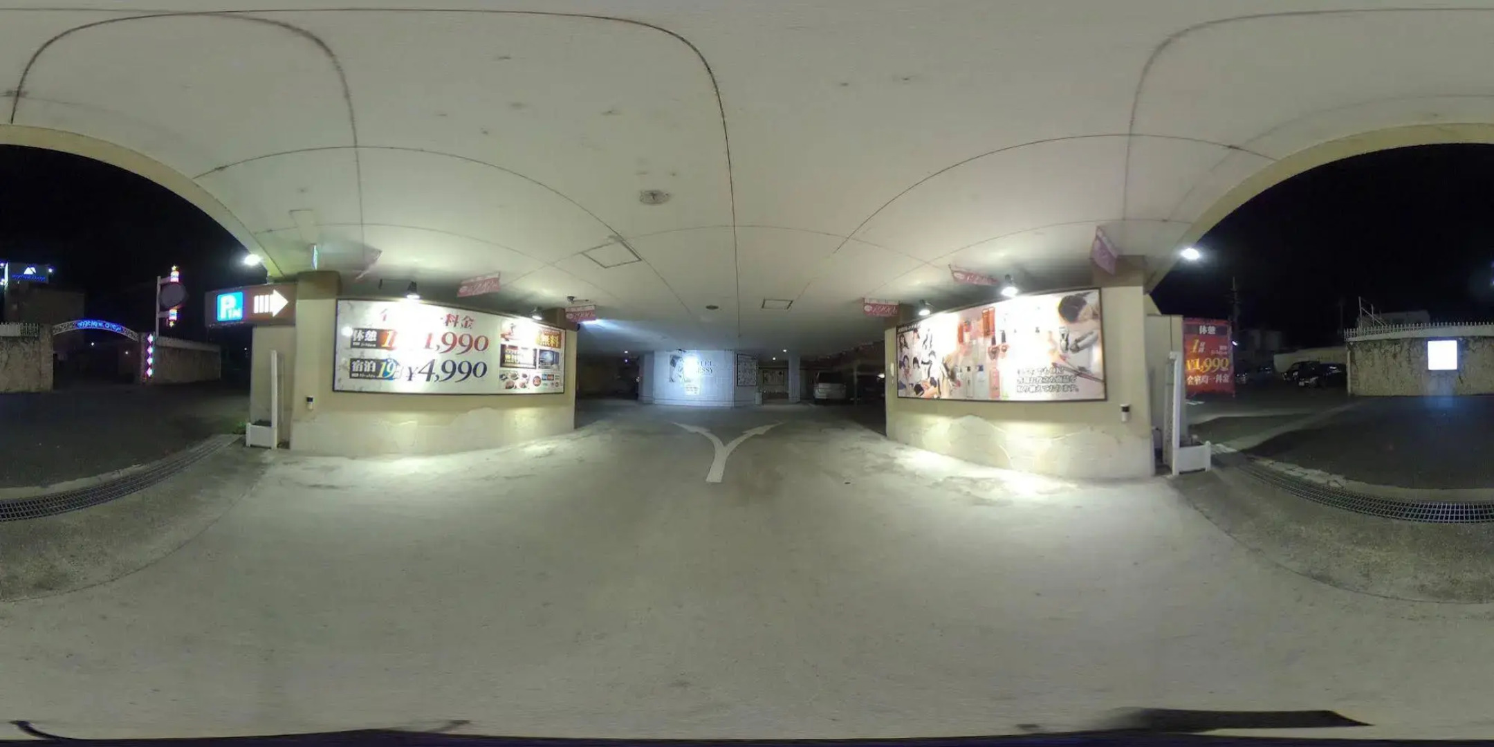 HOTEL DRESSY -Adults Only