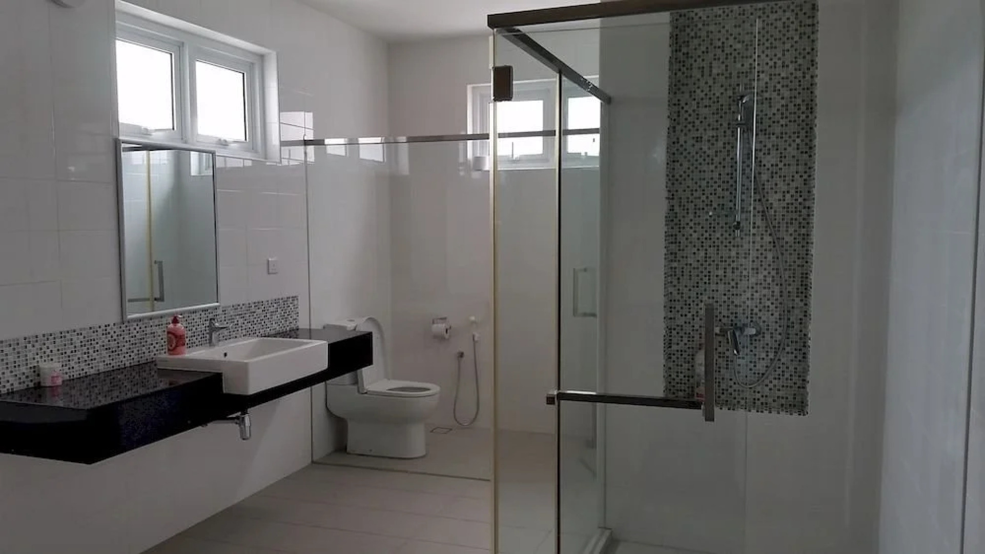 Luxury Villas @ 2 Permai