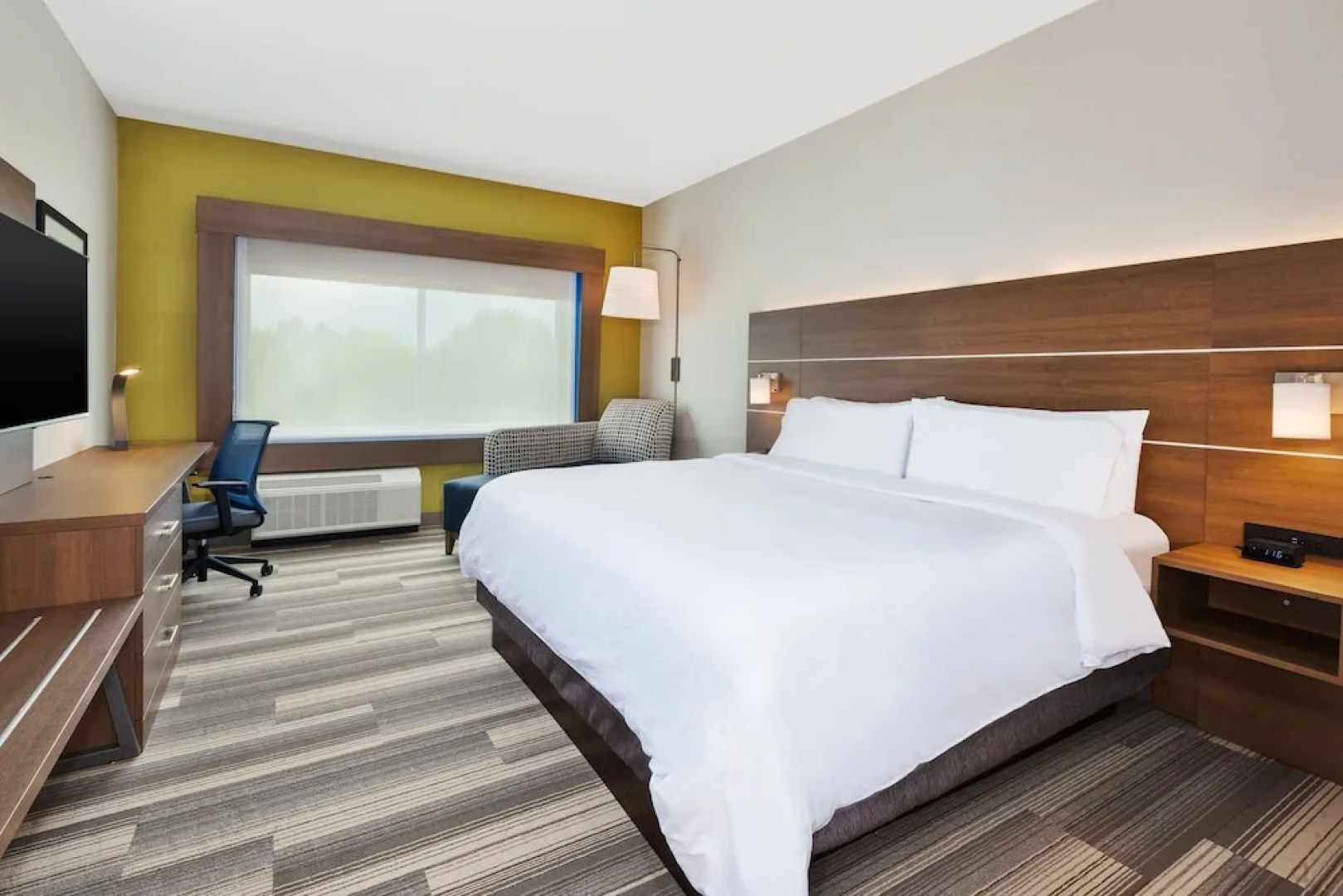 Holiday Inn Express & Suites MILAN – SANDUSKY AREA by IHG