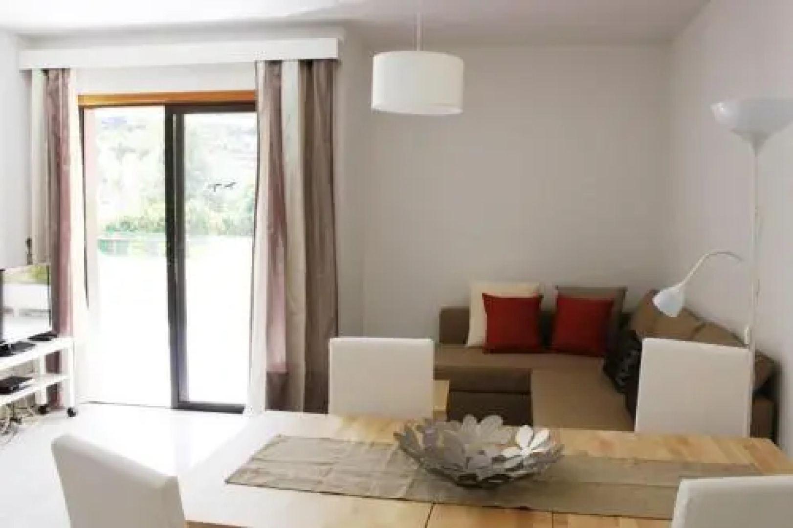 Prime Homes-Bright Attic 2bd Apartment