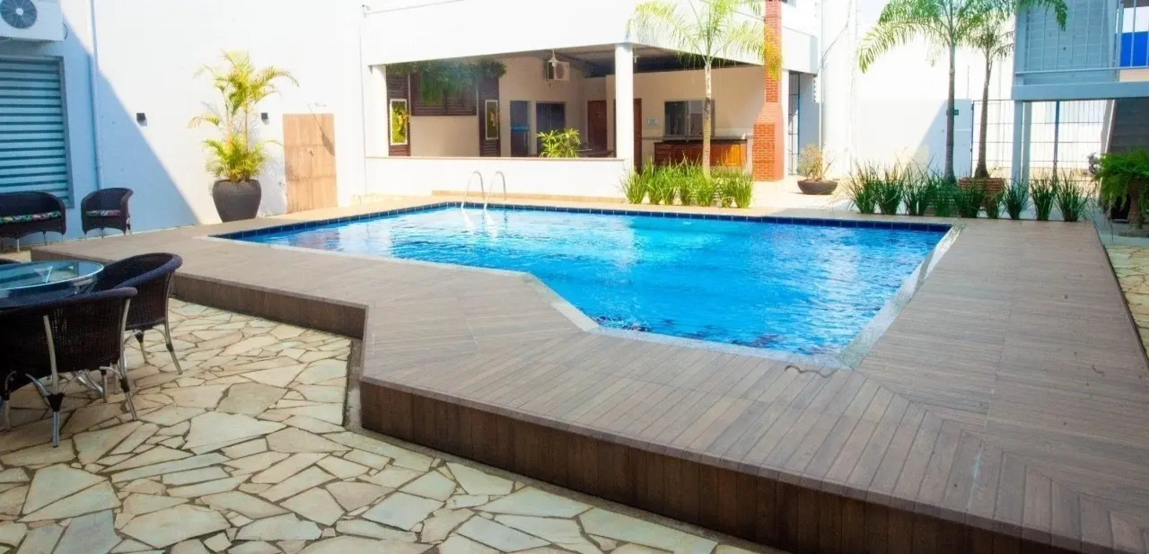 Valeriu's Palace Hotel