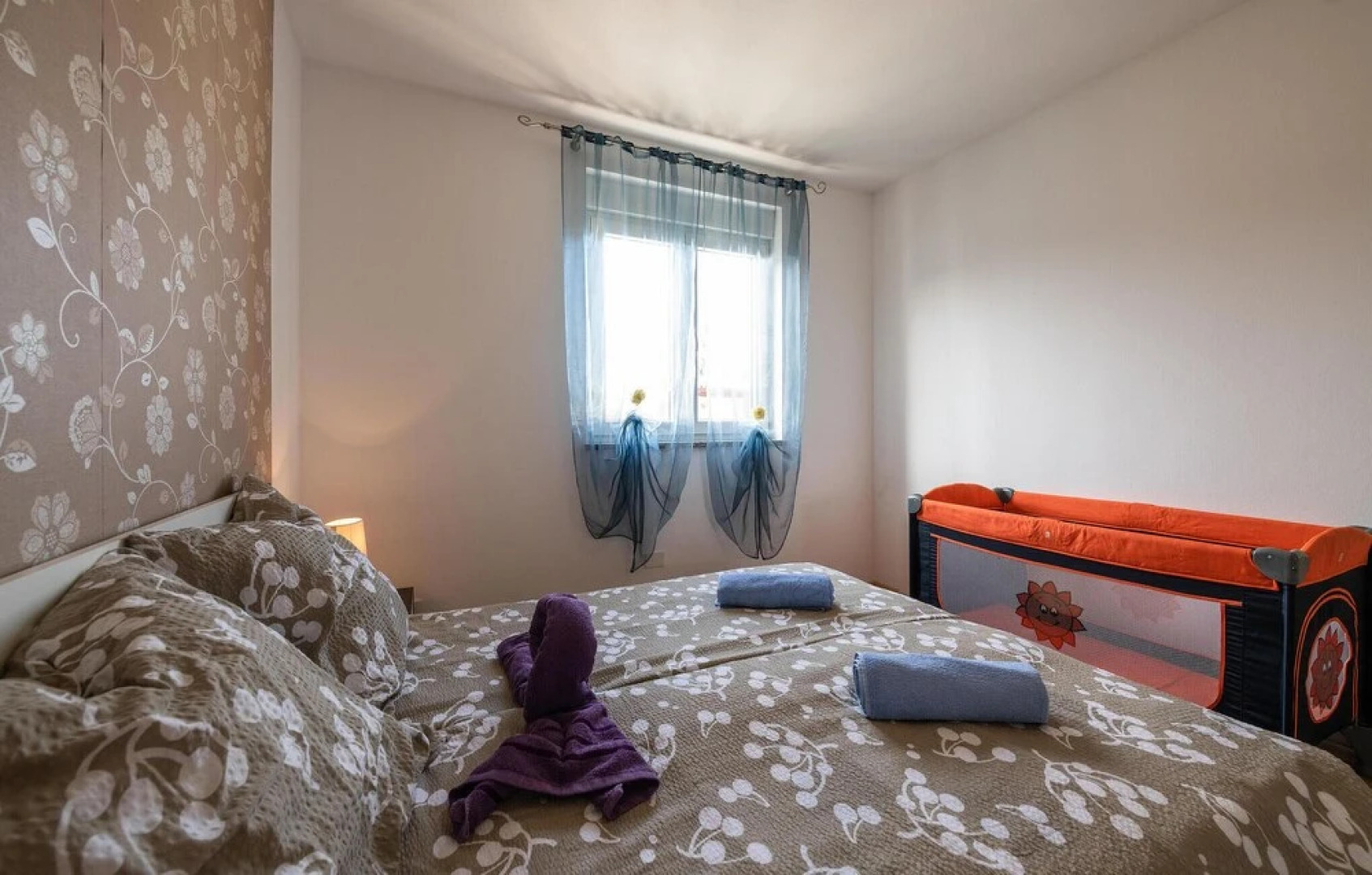 Amazing Home in Pula with Hot Tub, WiFi & 4 Bedrooms